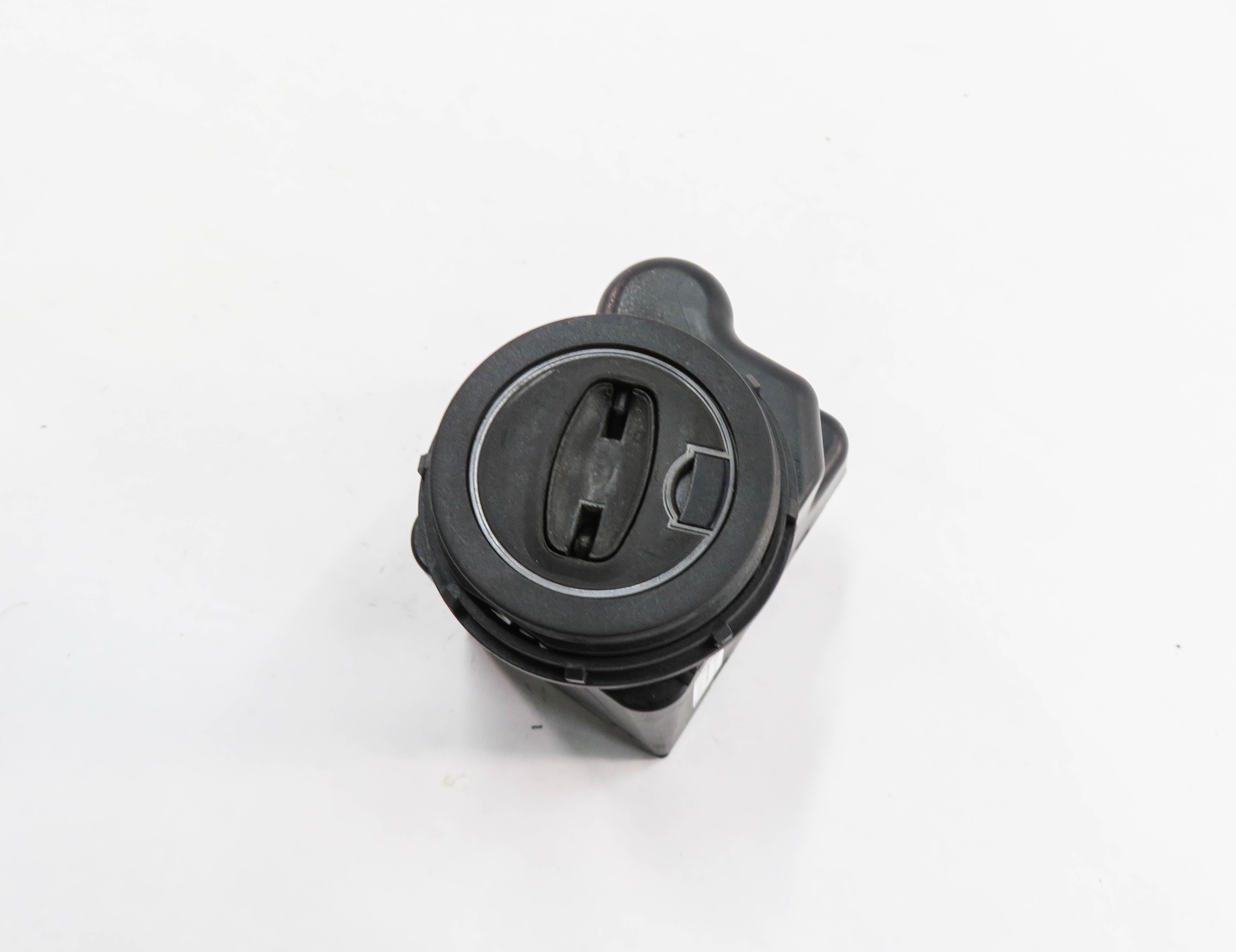 2010-2014 PORSCHE PANAMERA (970 G1) IGNITION SWITCH — exact item pictured
