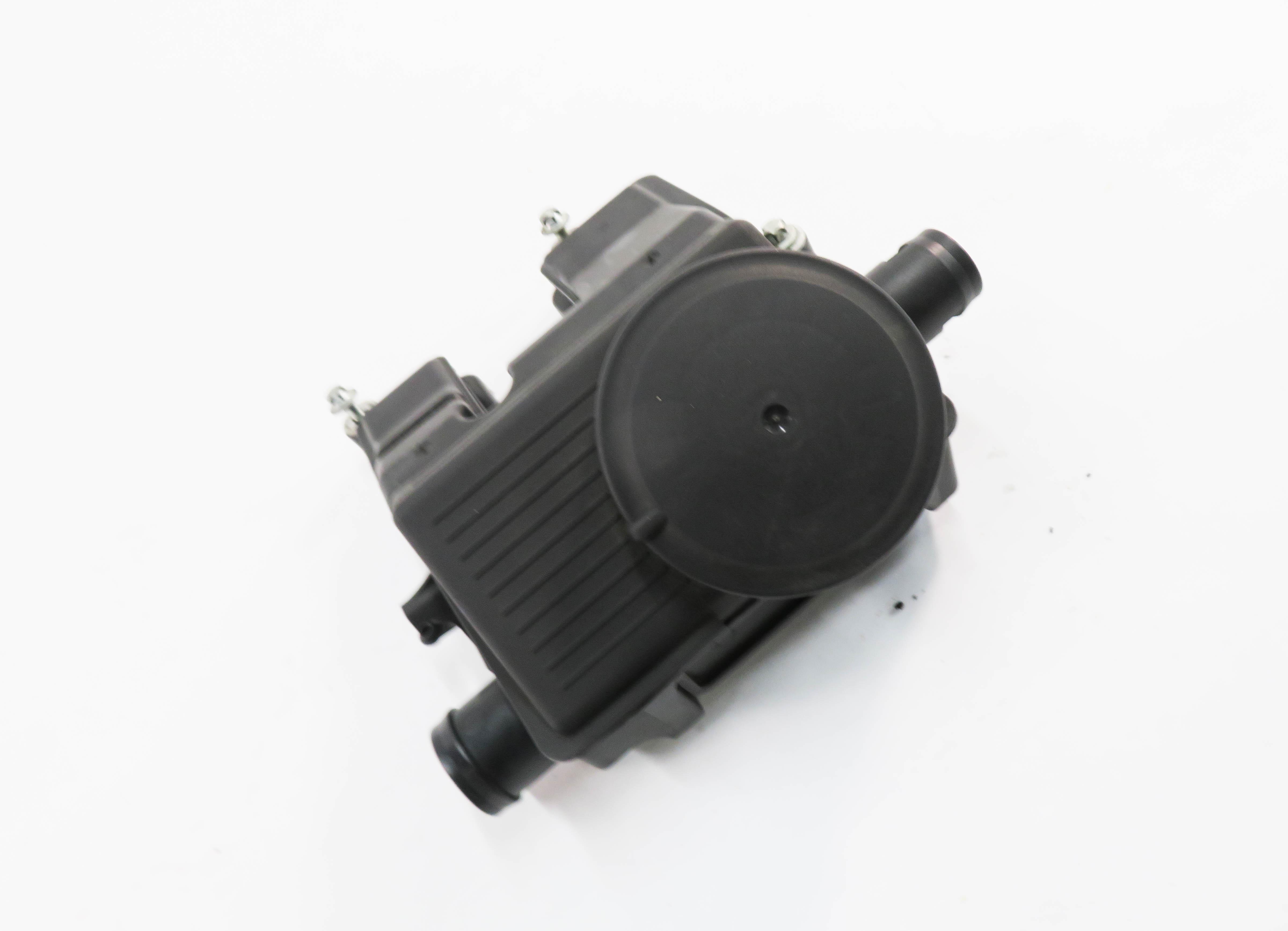 2012 PORSCHE PANAMERA (970 G1) 3.6L M46 ENGINE - OIL SEPARATOR TANK — exact item pictured