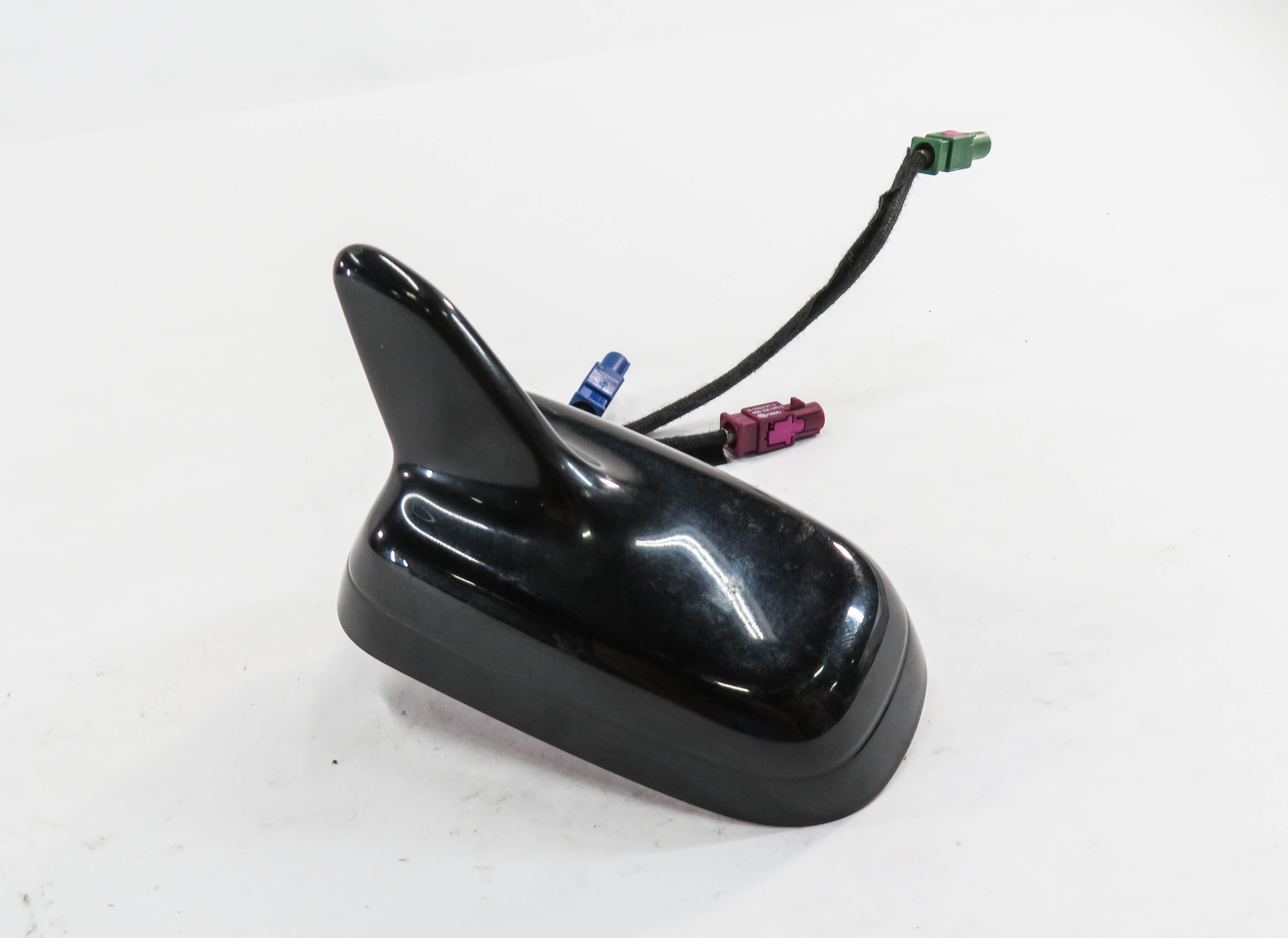 2009-2012 AUDI Q5 (8R) AM/FM RADIO STEREO SHARK FIN ANTENNA (PHANTOM BLACK L8) — exact item pictured