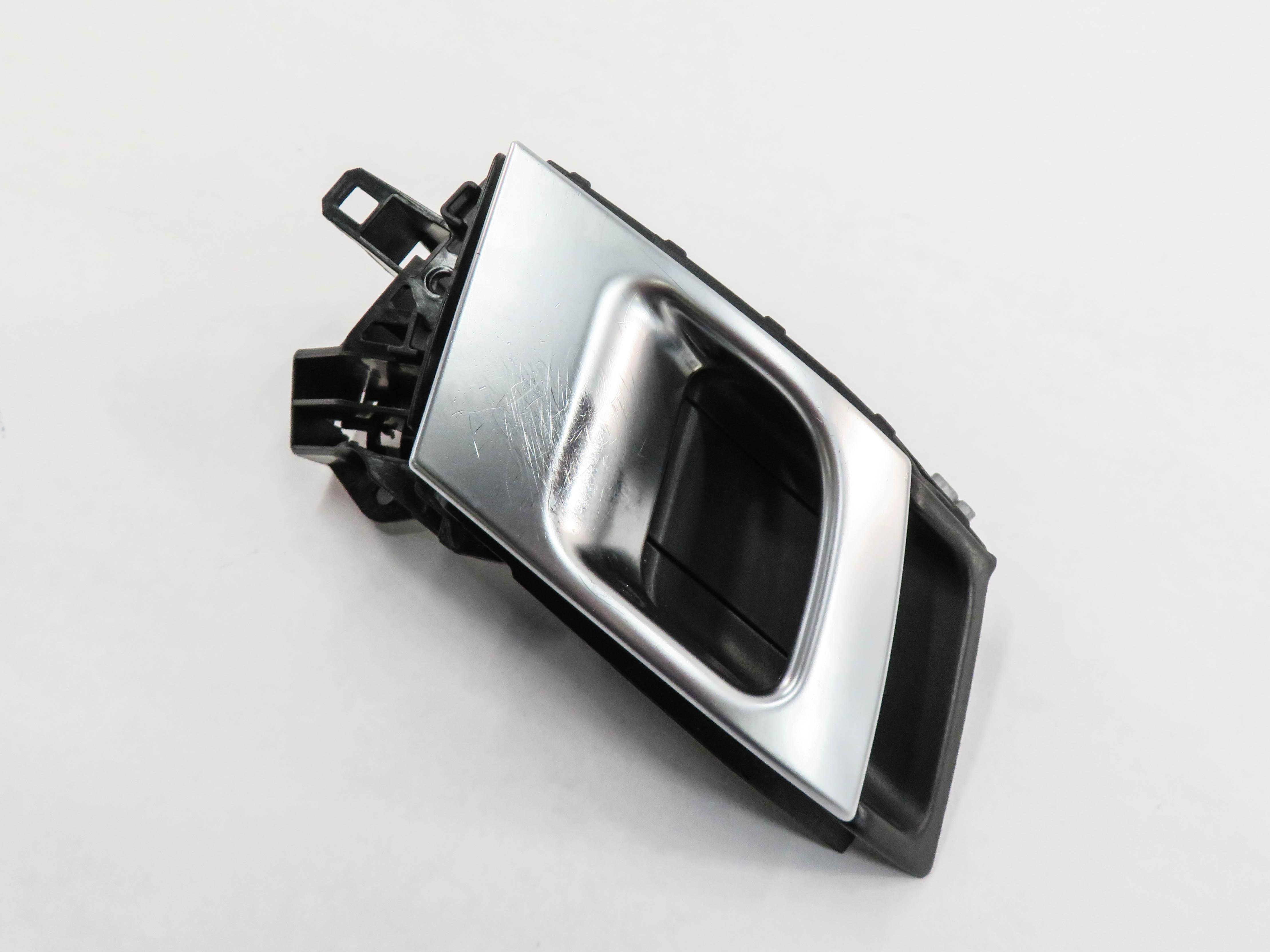 2013-2022 DISCOVERY RANGE ROVER SPORT (L405 L494 L462) LEFT FRONT DOOR HANDLE — exact item pictured