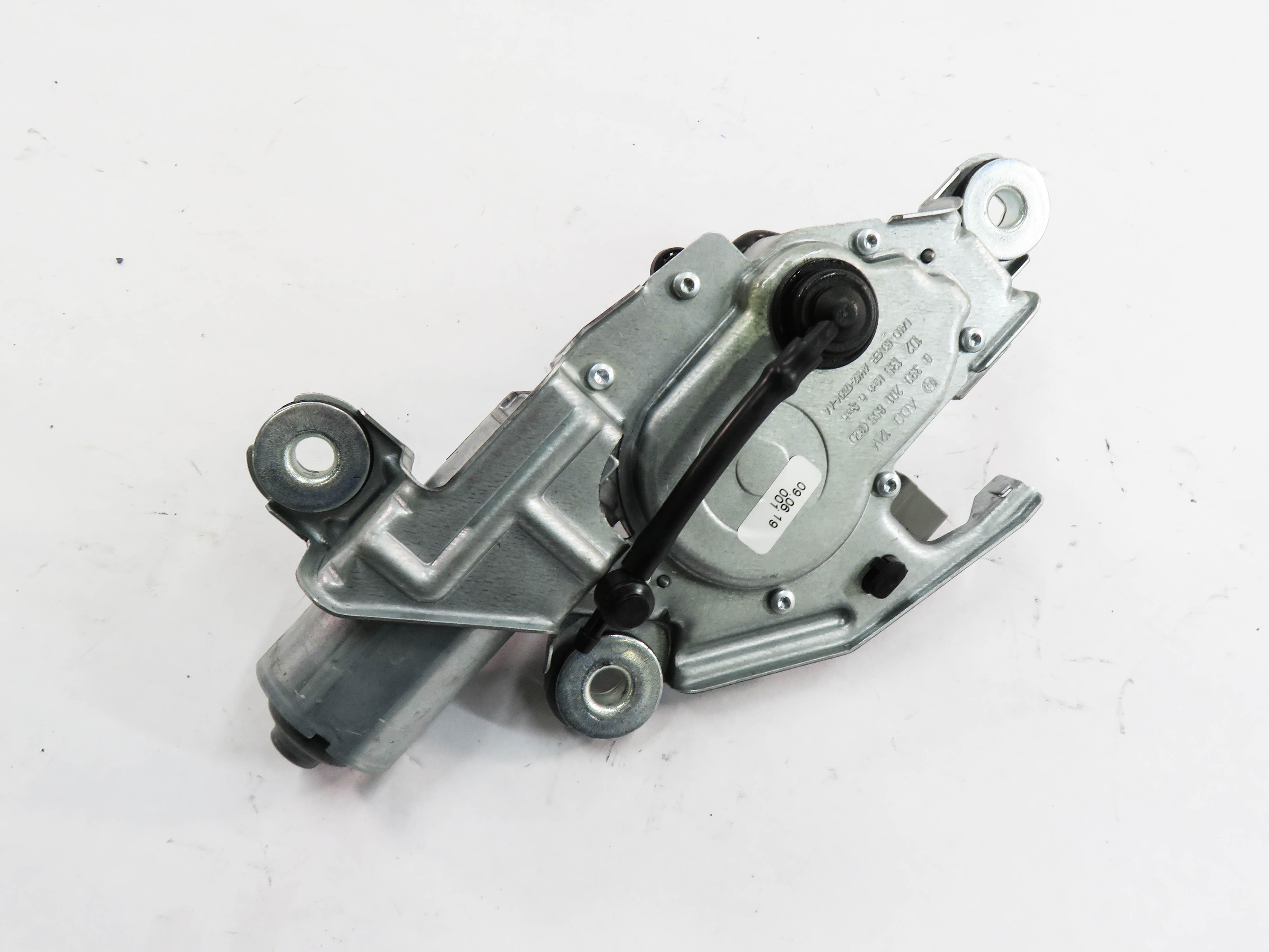 2010-2012 RANGE ROVER (L322) REAR WIPER MOTOR — exact item pictured
