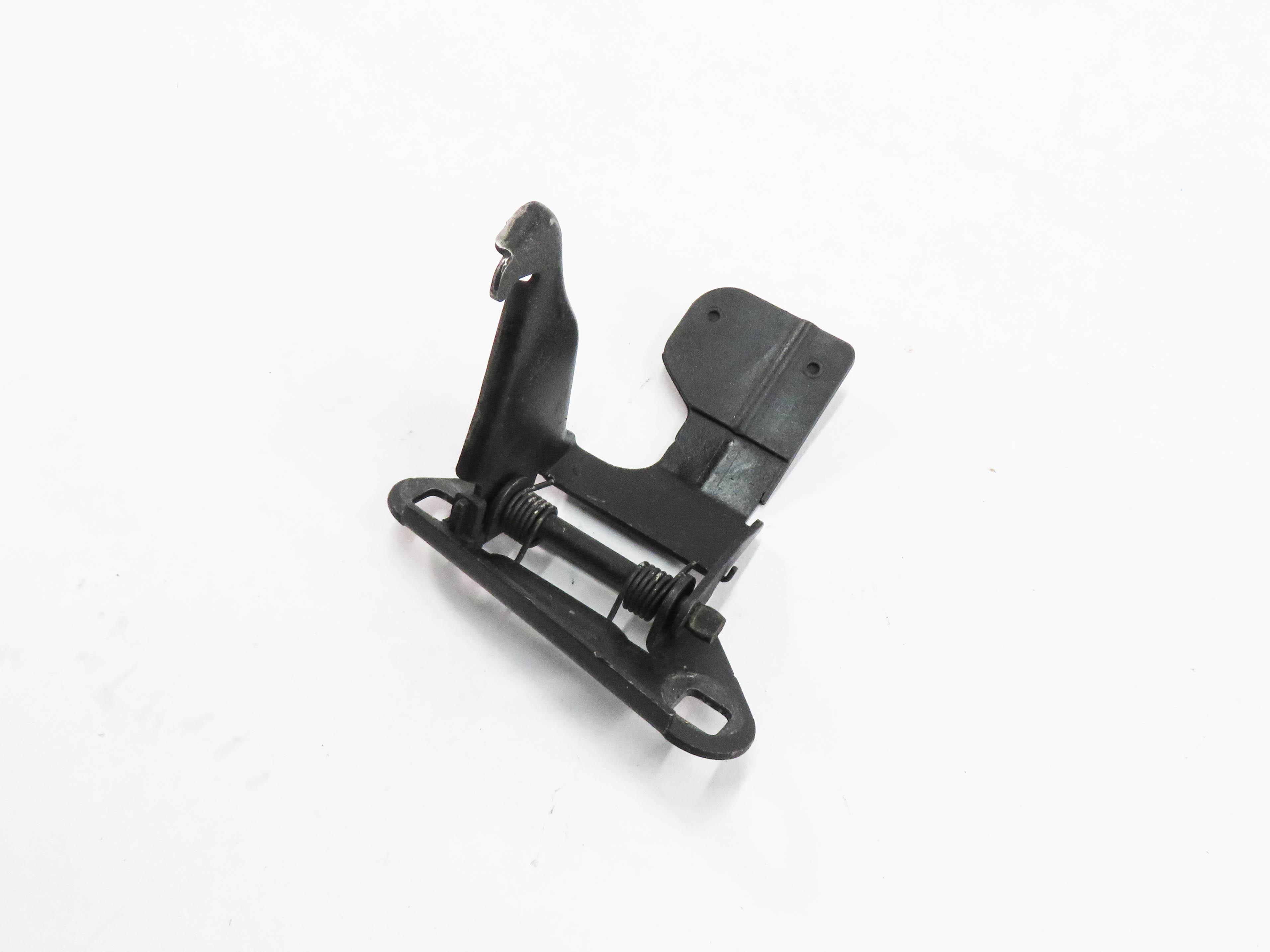 2010 RANGE ROVER (L322) FRONT HOOD SAFETY LATCH CATCH HOOK RELEASE LEVER — exact item pictured