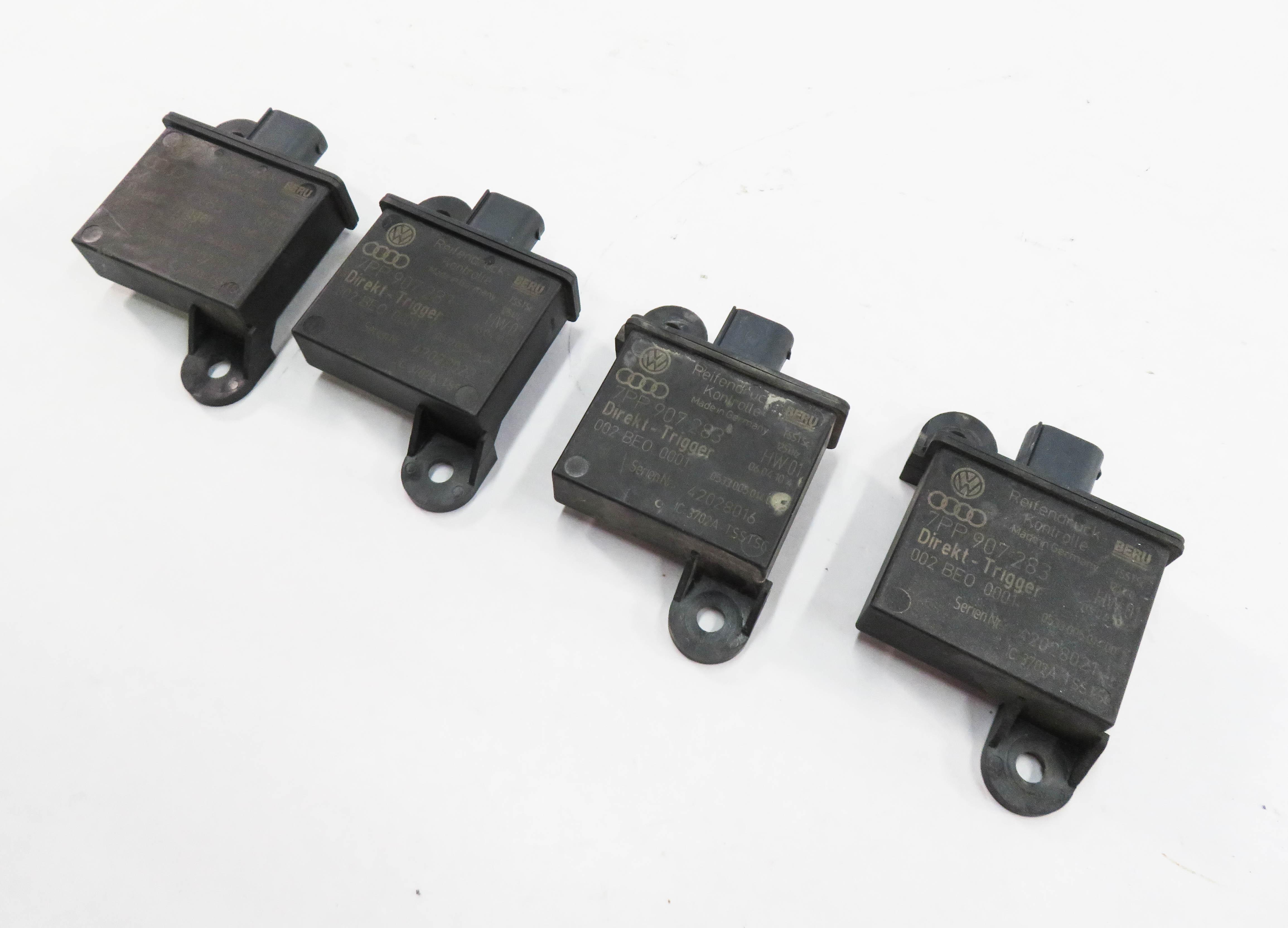 2011 PORSCHE PANAMERA (970 G1) TPMS TIRE AIR PRESSURE SENSOR TRIGGER MODULE SET — exact item pictured