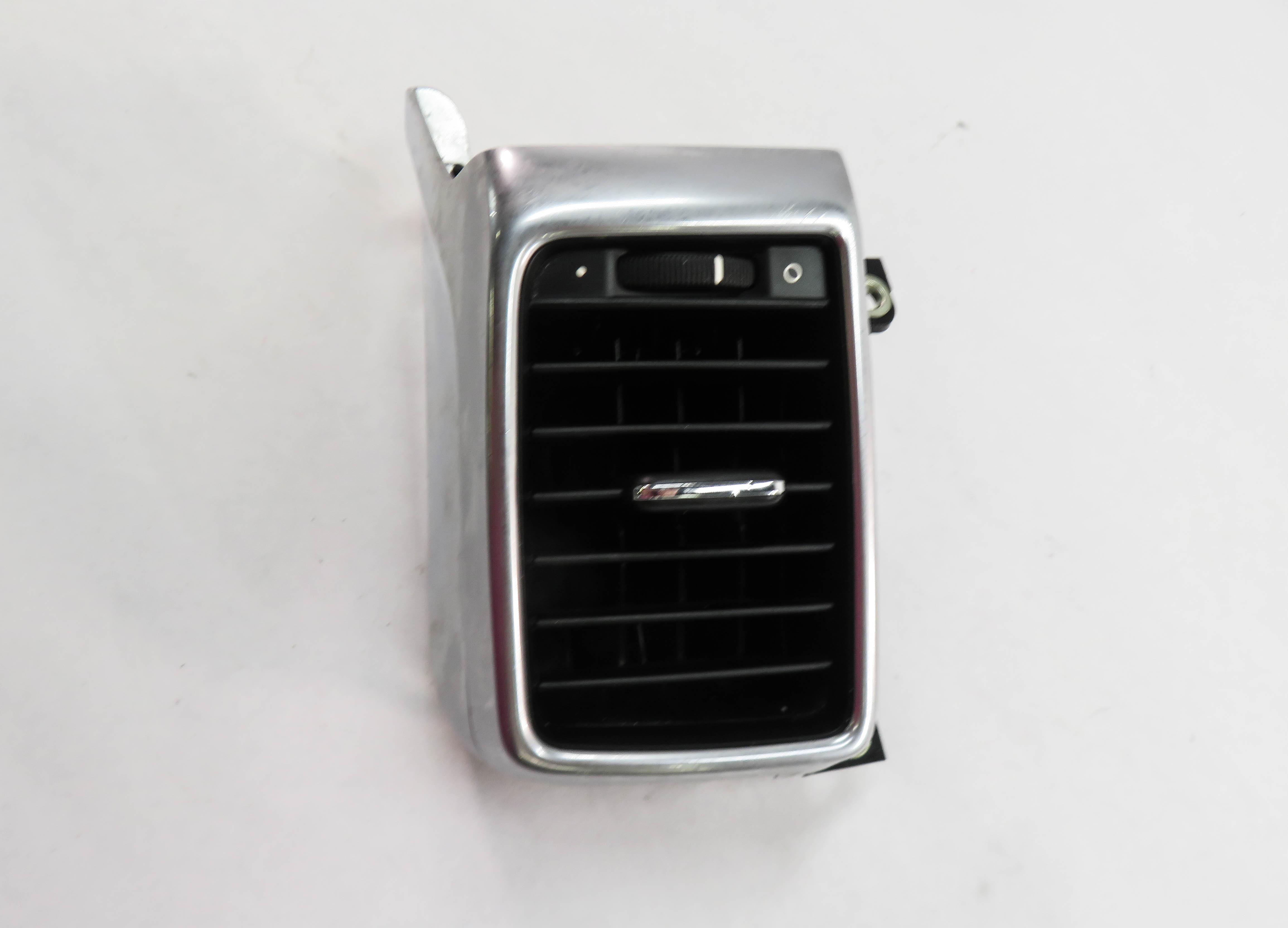 2011 PORSCHE PANAMERA (970 G1) LEFT REAR HEATER A/C AIR VENT — exact item pictured