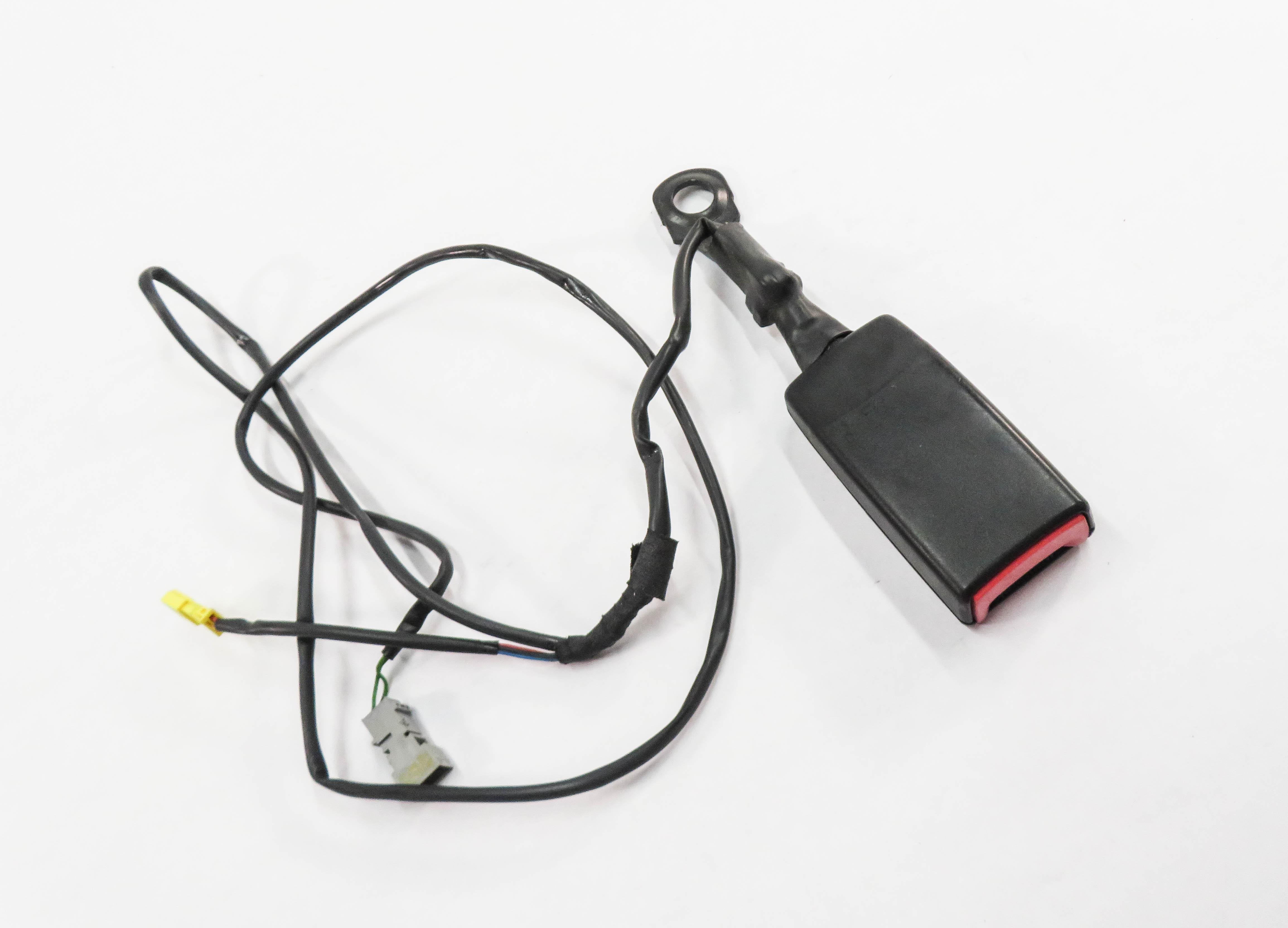 10-16 PORSCHE PANAMERA (970 G1) RIGHT FRONT PASSENGER SEATBELT RECEIVER (BLACK) — exact item pictured