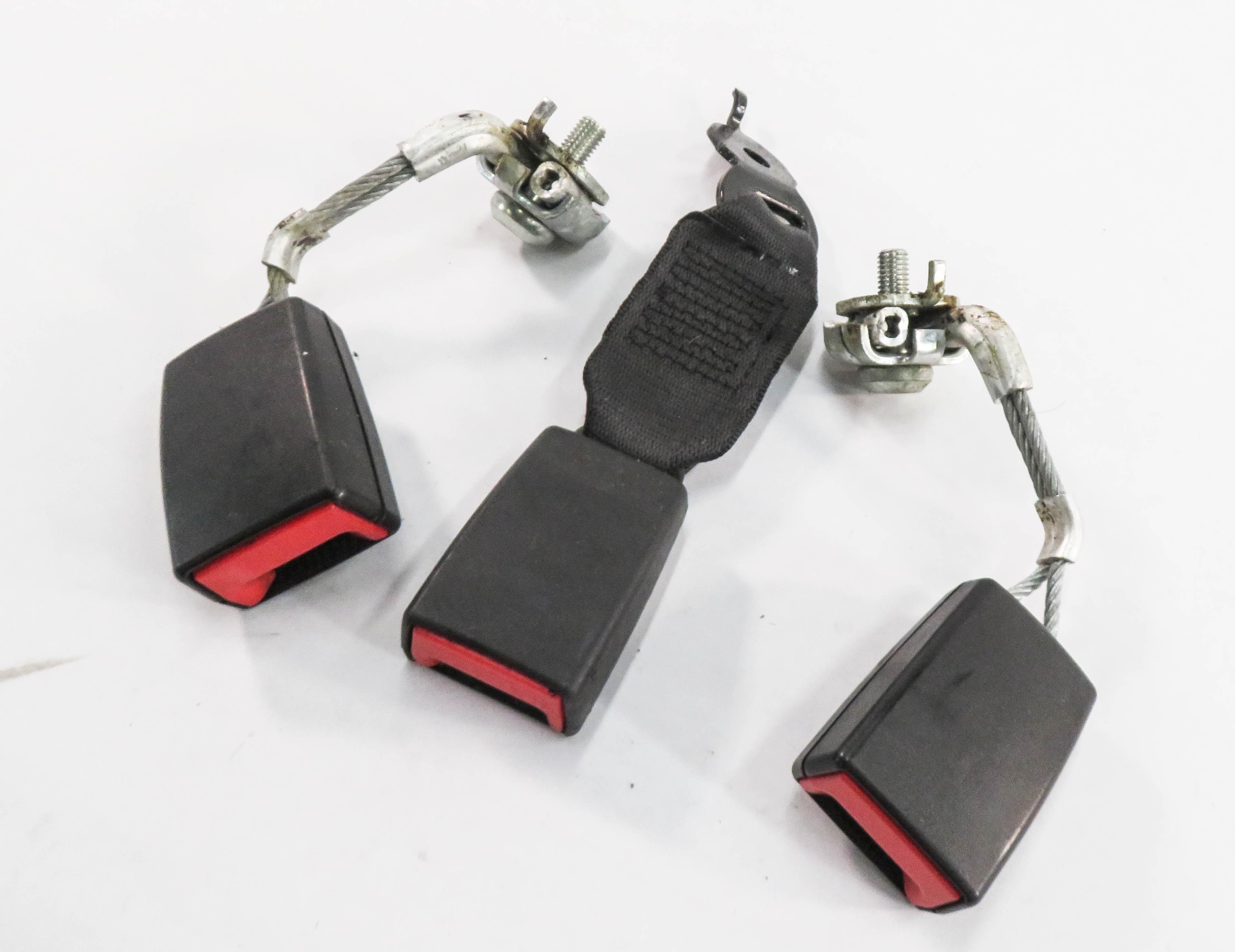 2011 BMW 535i (F10) REAR SEAT SEATBELT BUCKLE RECEIVER SET-3 — exact item pictured