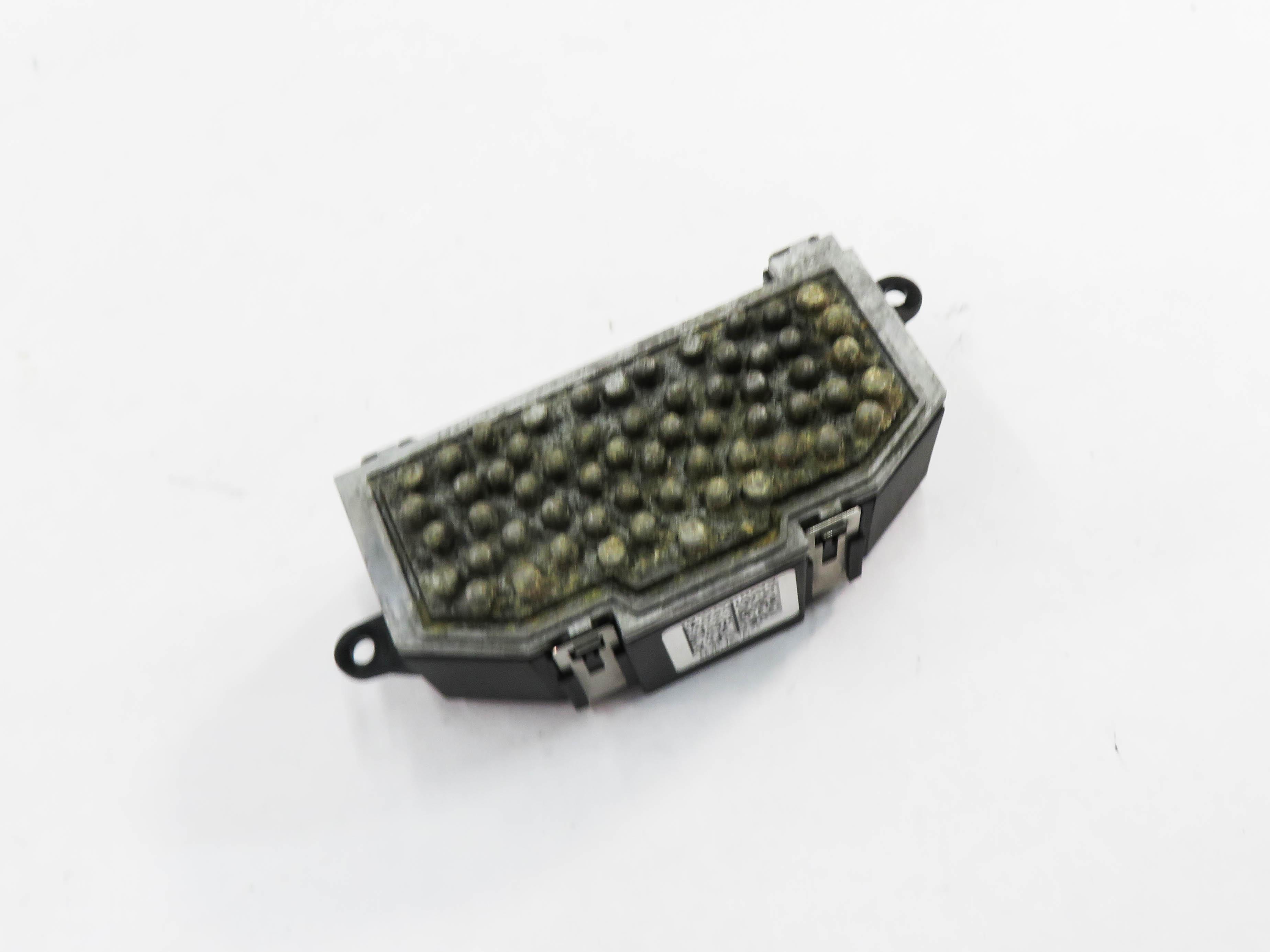 2012 AUDI A5 (B8 8T) FRONT HEATER A/C BLOWER FAN MOTOR SPEED RESISTOR — exact item pictured