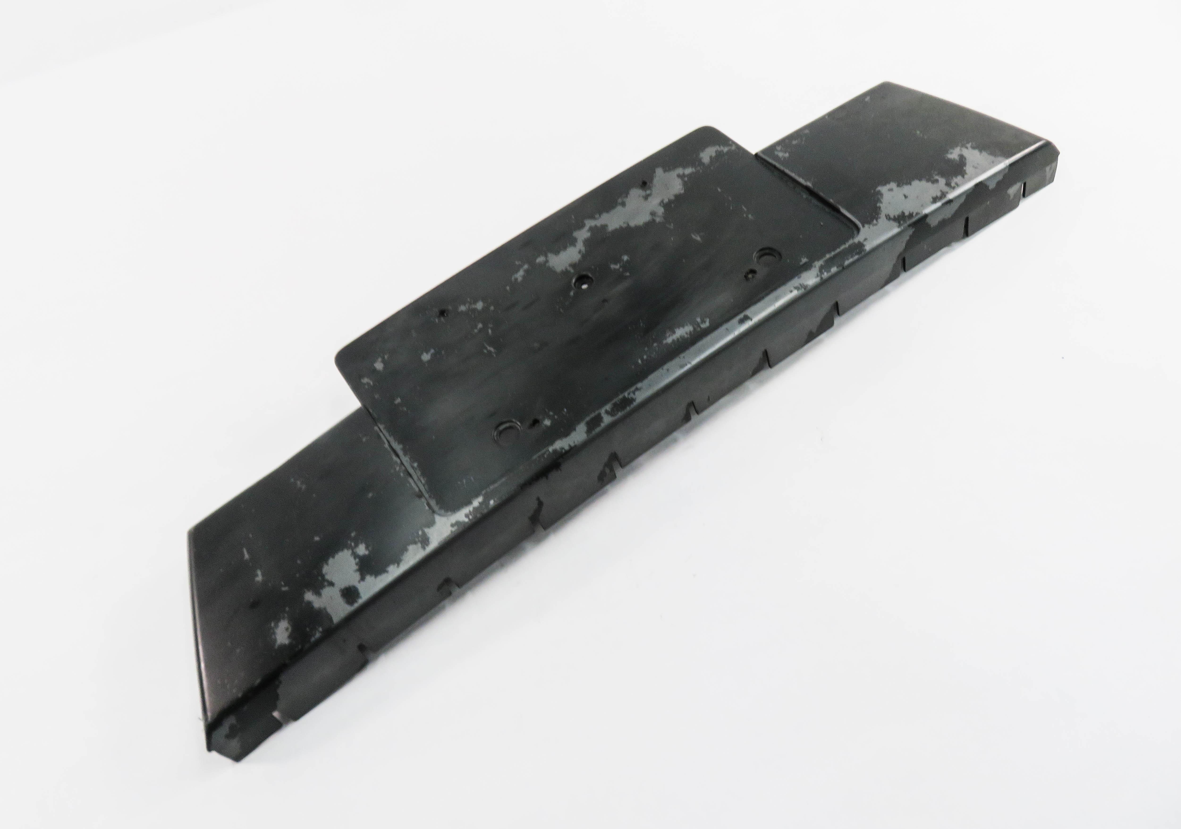 2012 AUDI A5 (B8 8T) FRONT LICENSE PLATE BASE MOUNT RETAINER BRACKET HOLDER — exact item pictured