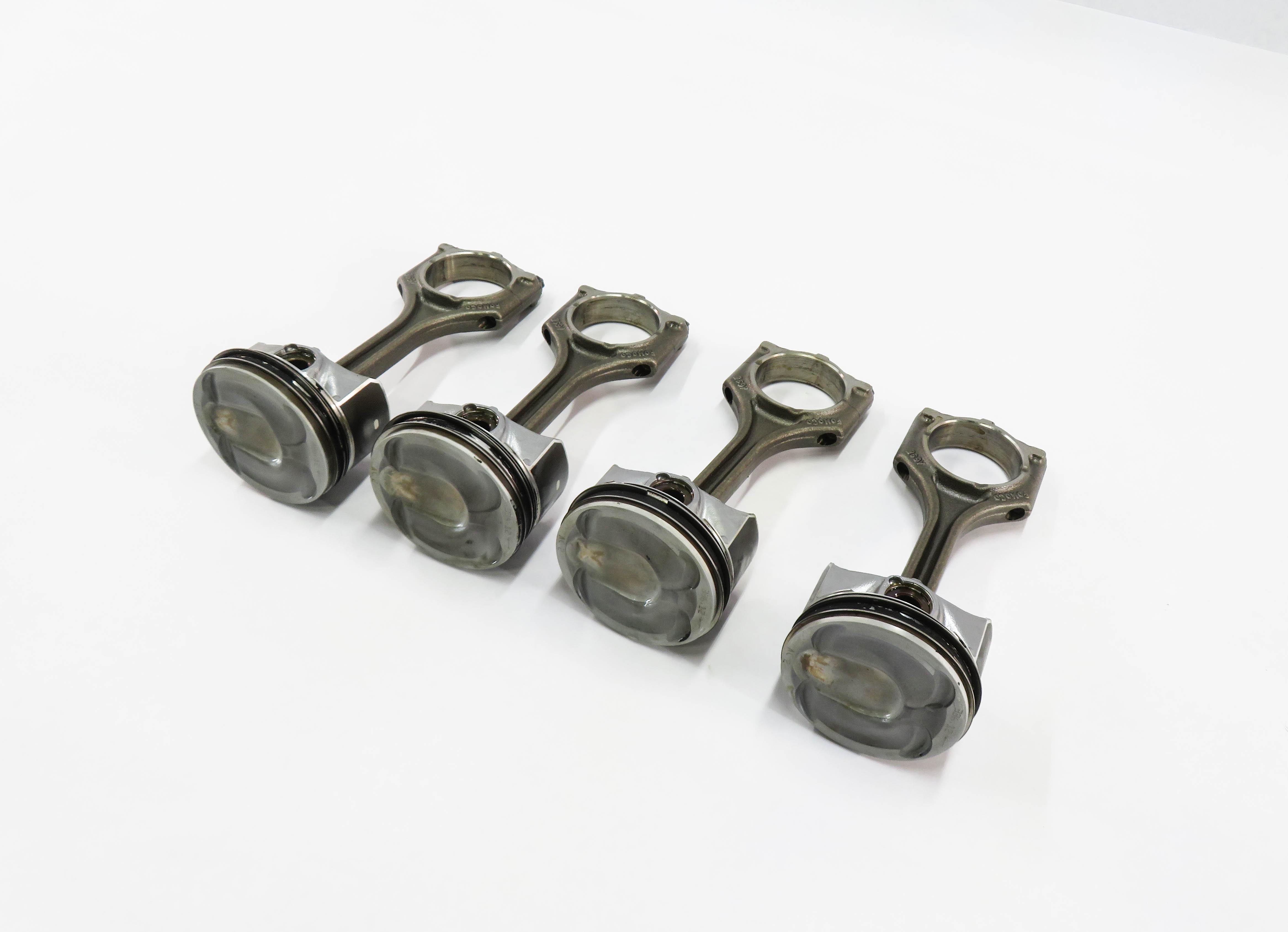 2013 RANGE ROVER EVOQUE (L538) 2.0L TURBO ENGINE - PISTON w/ CONNECTING ROD SET — exact item pictured