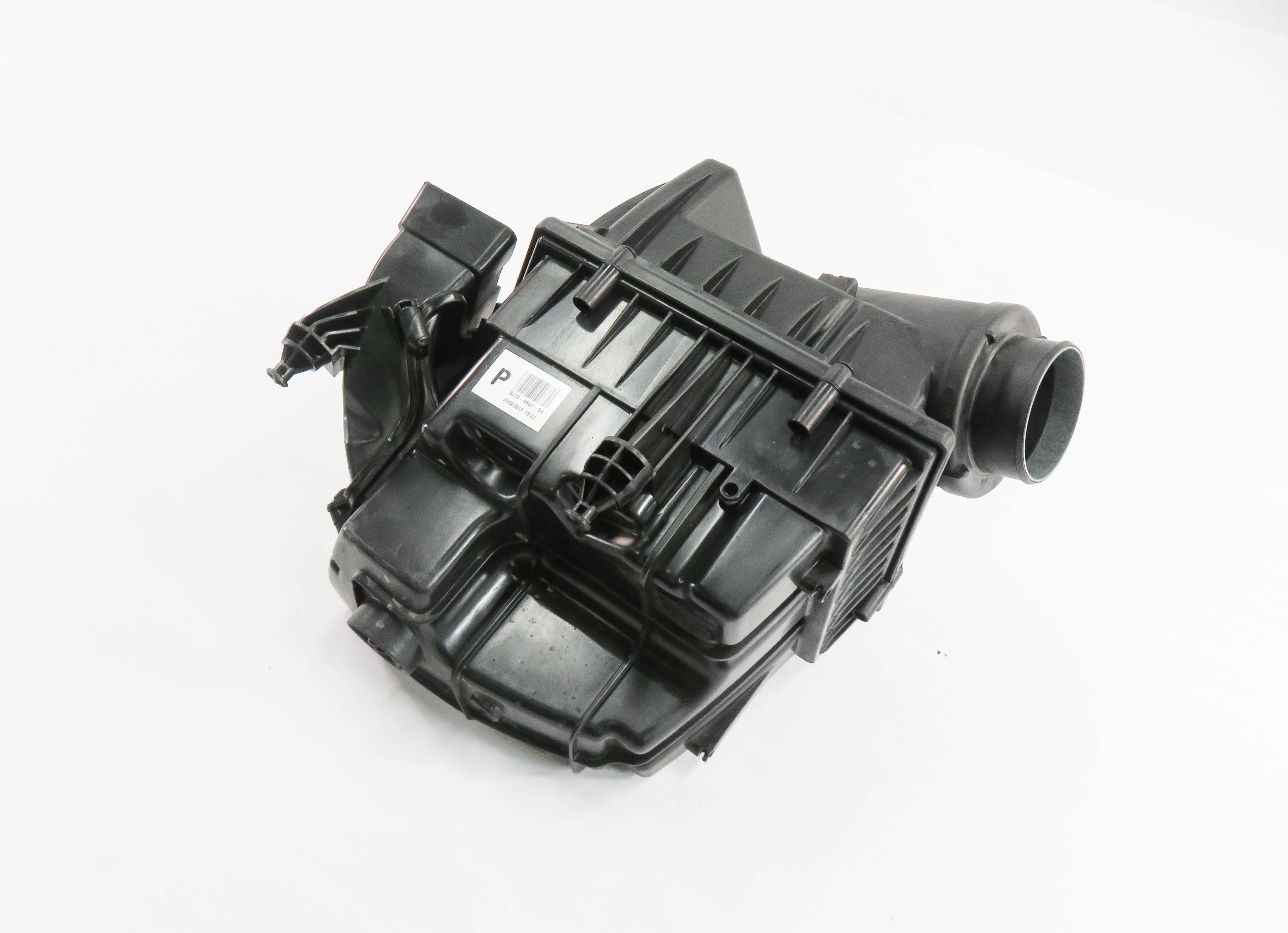 2012-2013 RANGE ROVER EVOQUE (L538) AIR FILTER BOX AIR CLEANER HOUSING — exact item pictured
