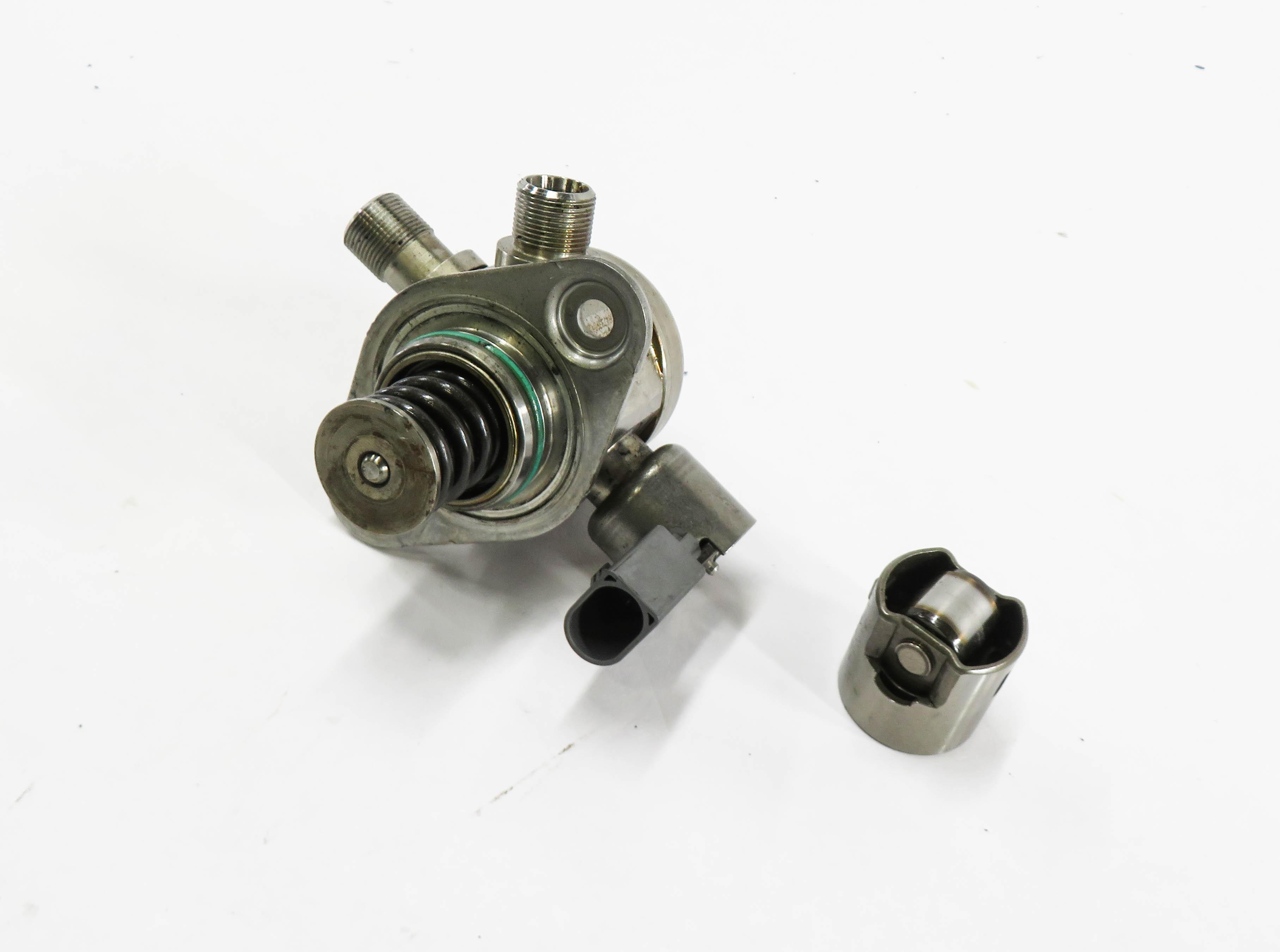2011-2020 MERCEDES E500 E550 S600 SL450 SL550 GL550 - LEFT MECHANICAL FUEL PUMP — exact item pictured