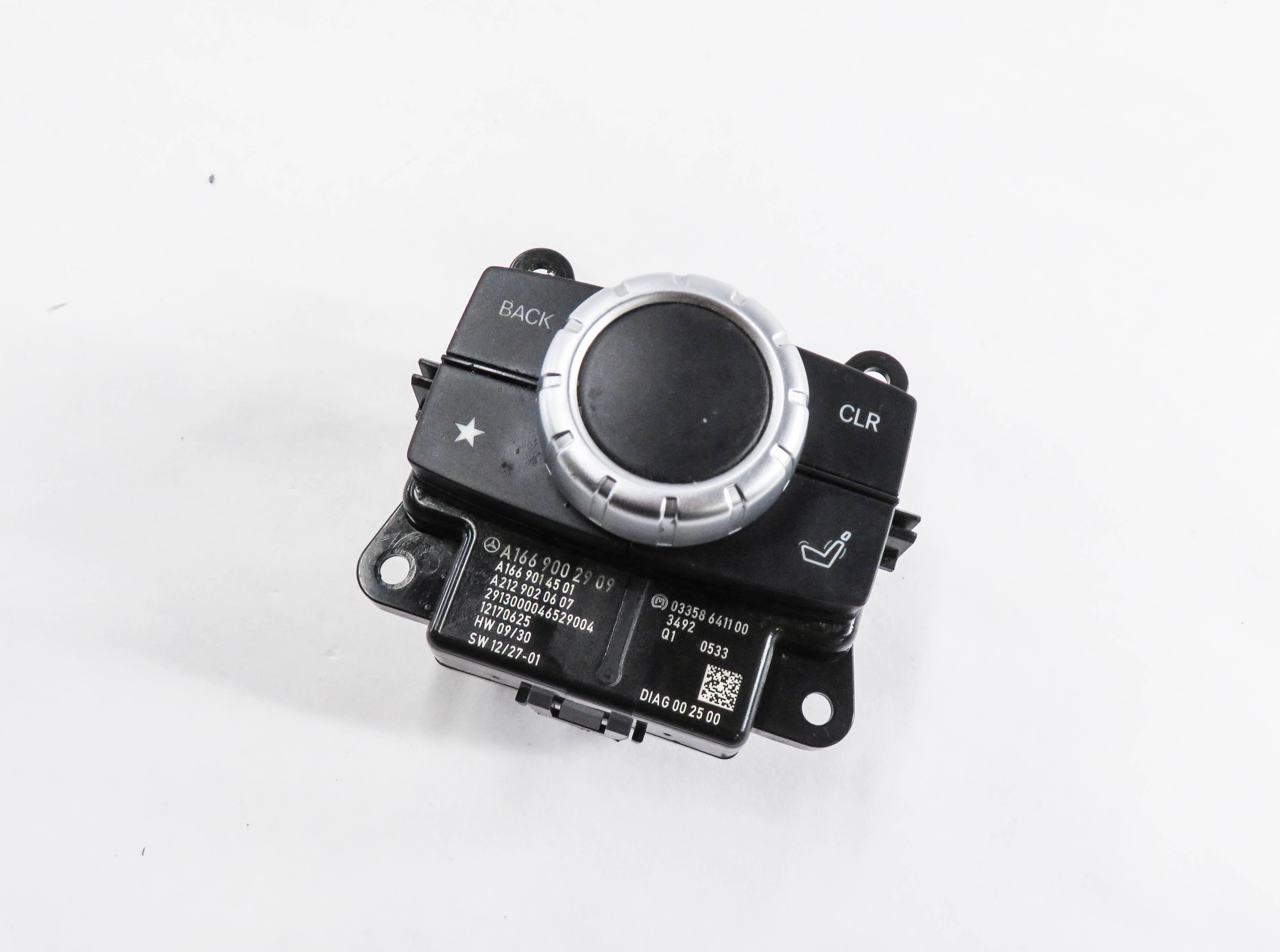 14-16 MERCEDES GL350 GL450 GL550 ML350 ML550 (W166 X166) RADIO GPS SWITCH KNOB — exact item pictured