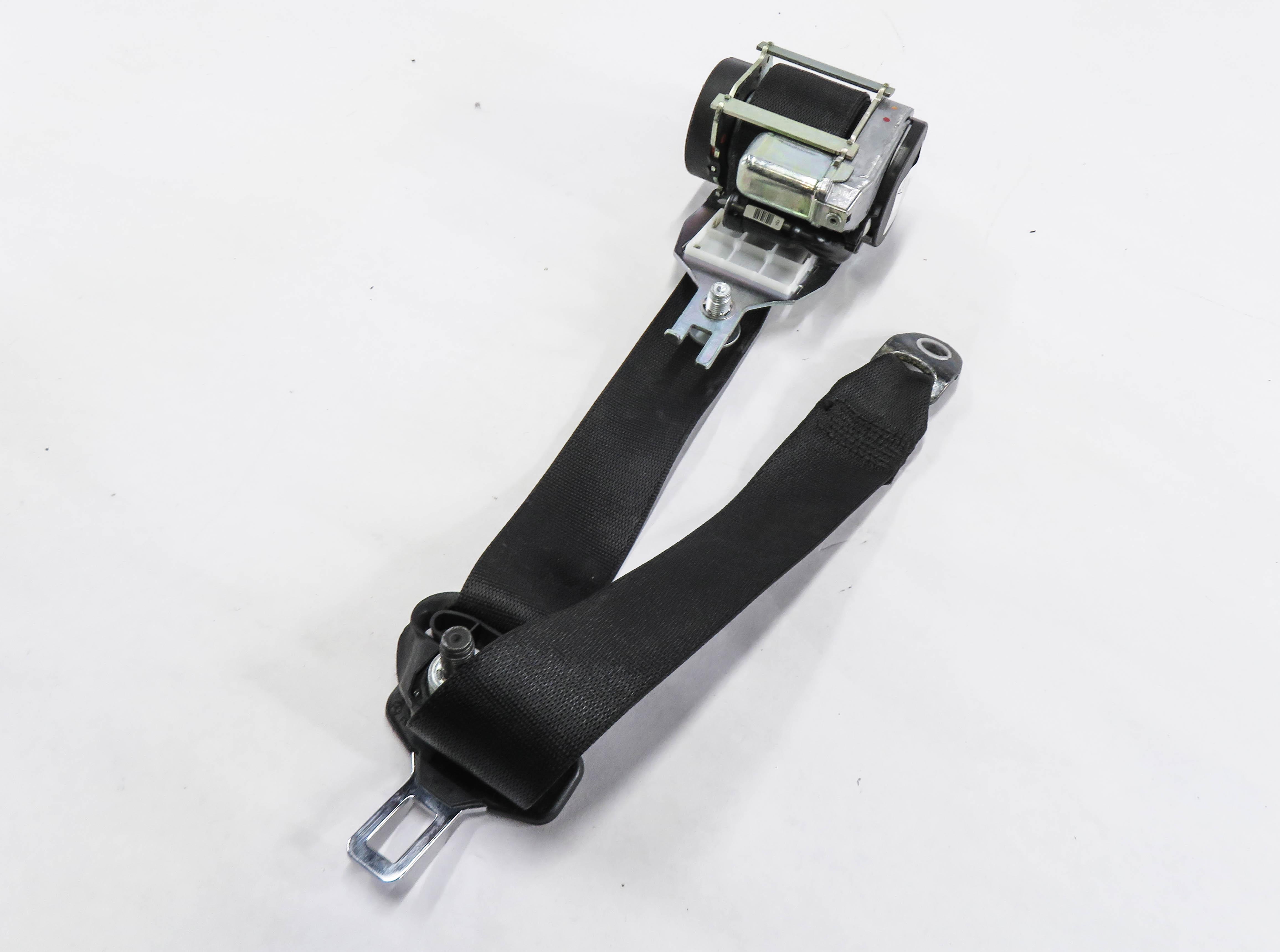 2014 MERCEDES GL550 (X166) RIGHT REAR 2nd ROW SEAT SEATBELT RETRACTOR (BLACK) — exact item pictured