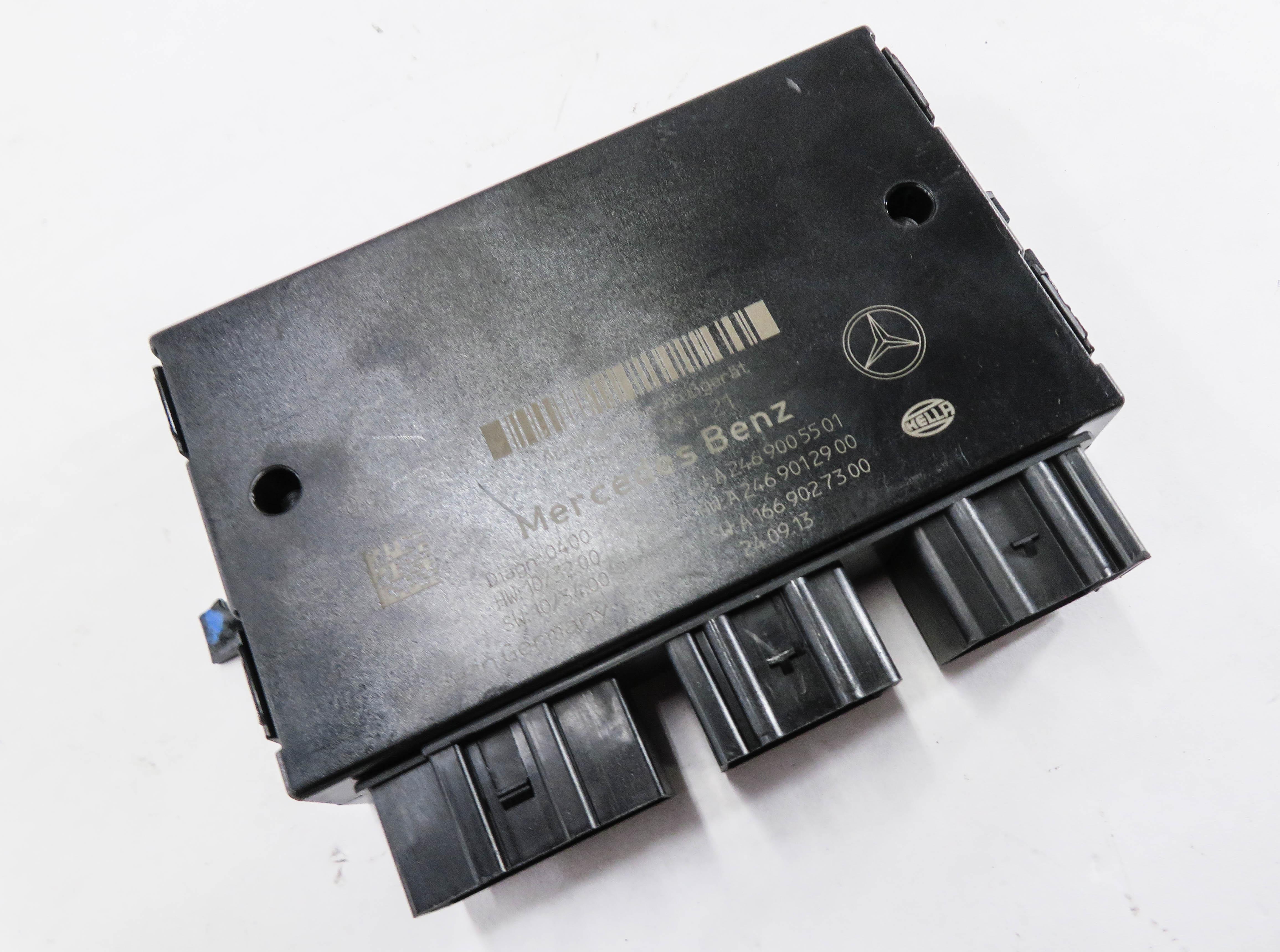 12-17 MERCEDES B250 G550 GL350 GL550 ML350 ML550 (W166 W246 X166) TOWING MODULE — exact item pictured