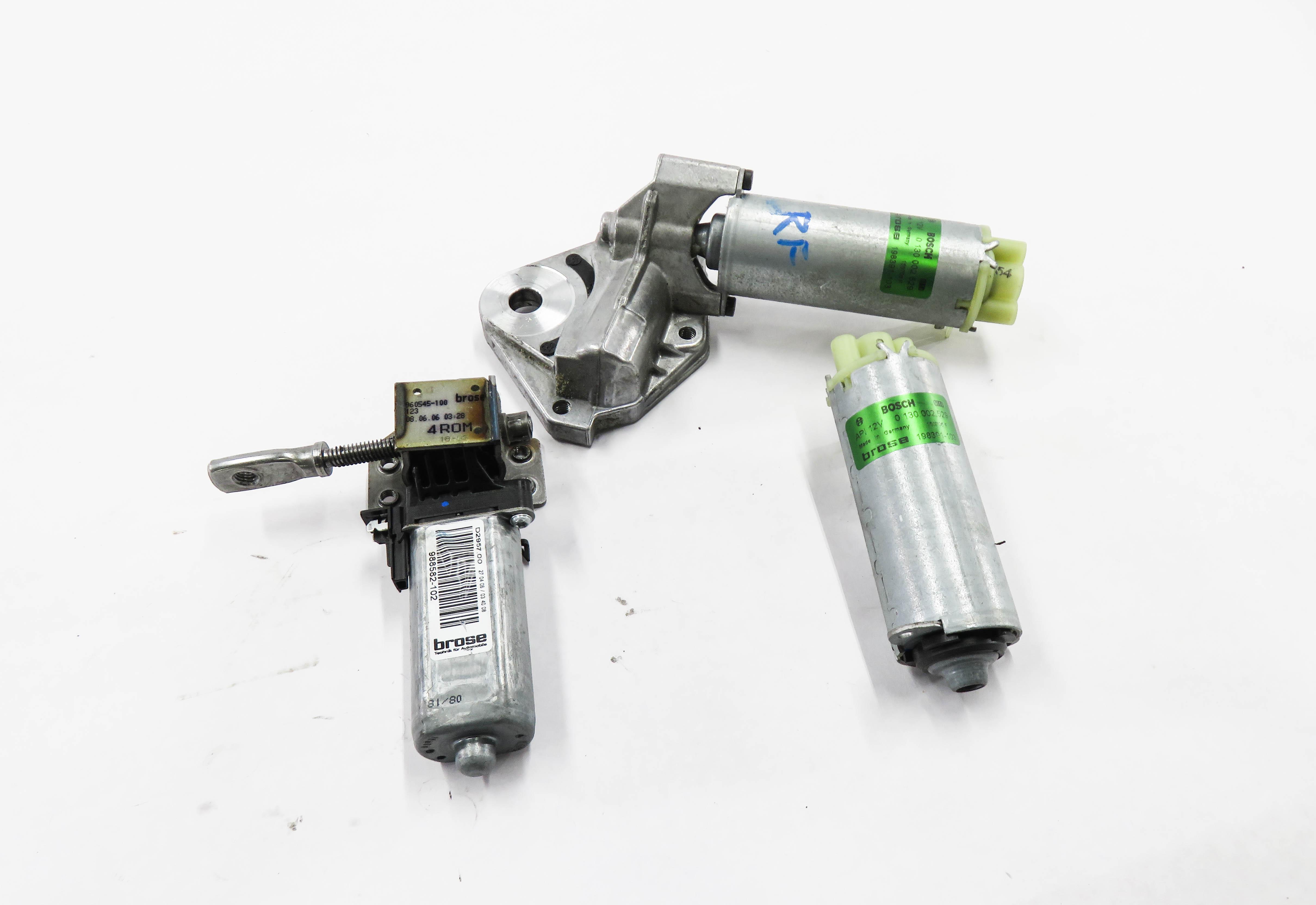 2006 PORSCHE CAYENNE (955) RIGHT FRONT PASSENGER SEAT ADJUSTMENT MOTOR SET-3 — exact item pictured