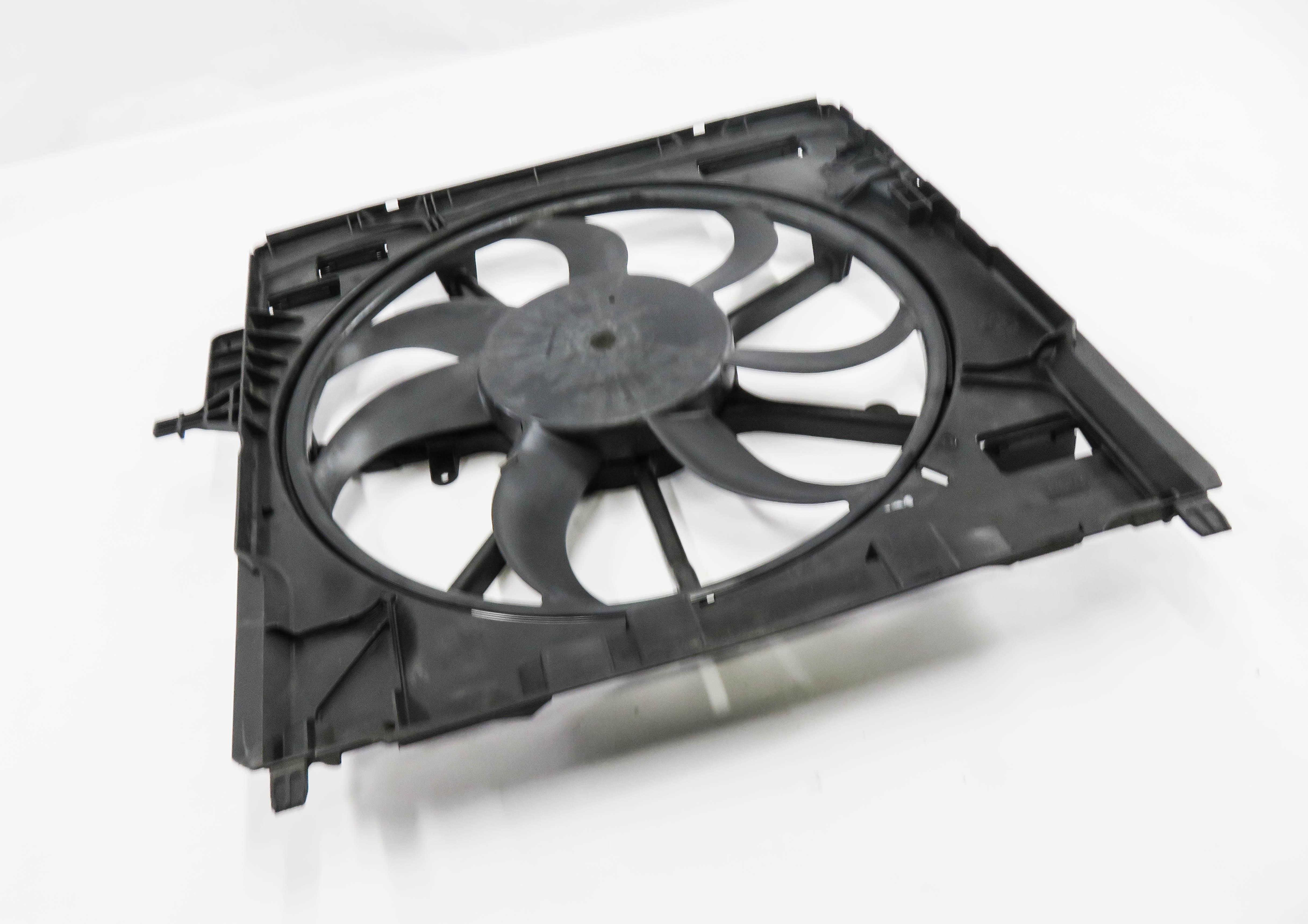 2007-2010 BMW X5 (E70) RADIATIOR COOLING FAN MOTOR w/ SHROUD (600 WATT) — exact item pictured