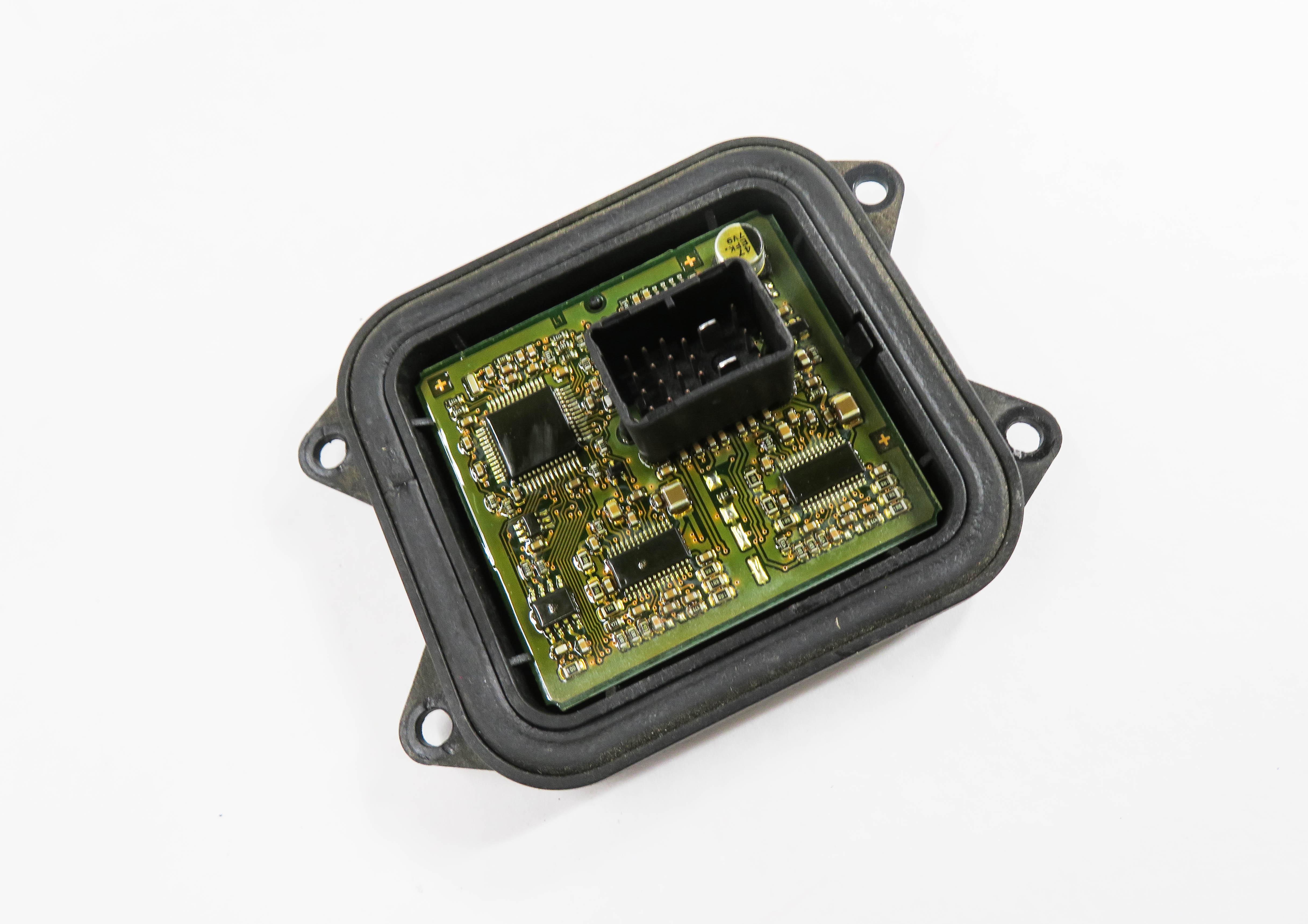 2007-2014 BMW 328i 335i M3 X5 X6 Z4 - ADAPTIVE HEADLIGHT CORNERING MODULE SMC II — exact item pictured