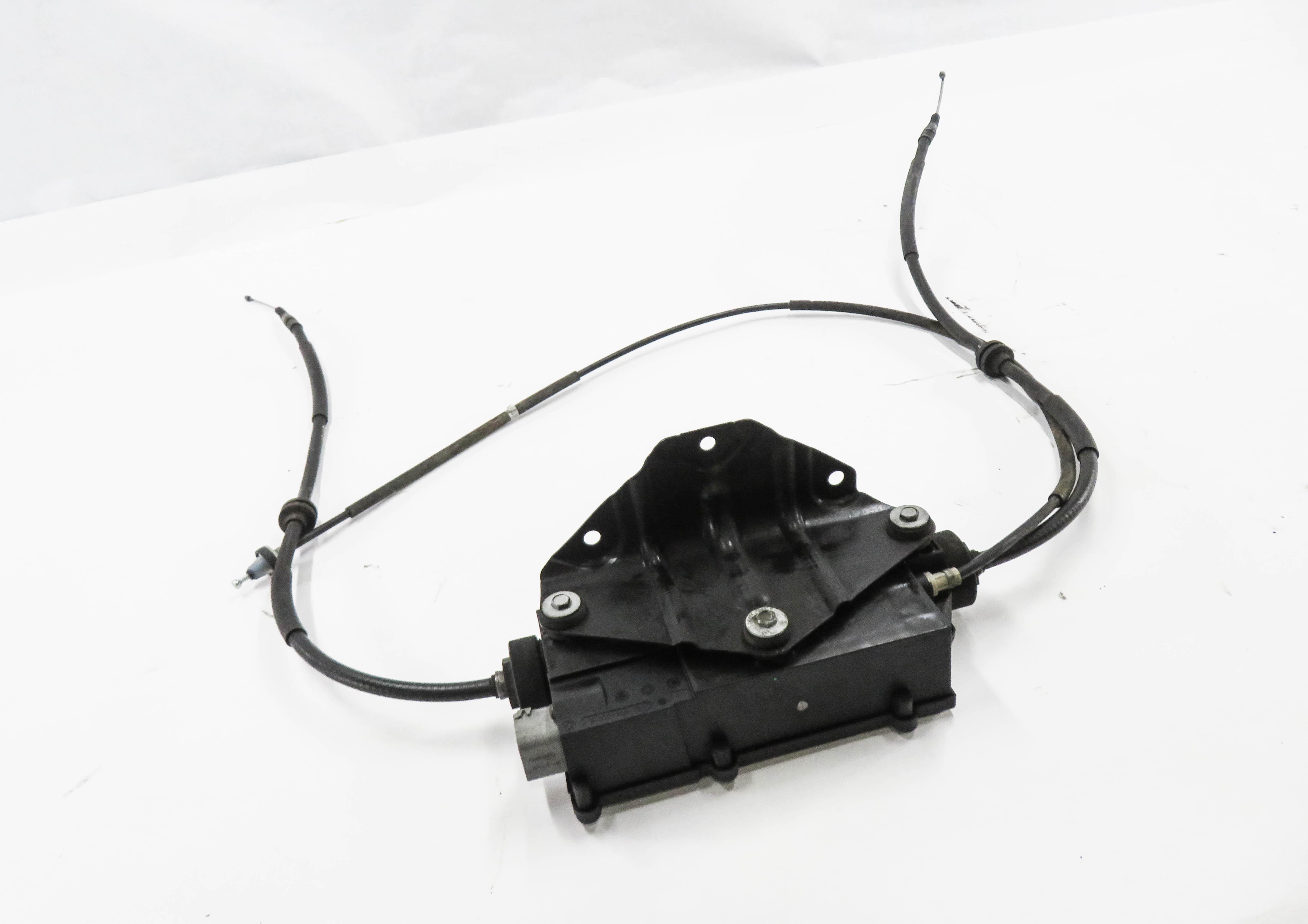 2008 BMW X5 (E70) PARKING BRAKE ACTUATOR MOTOR w/ CABLES — exact item pictured