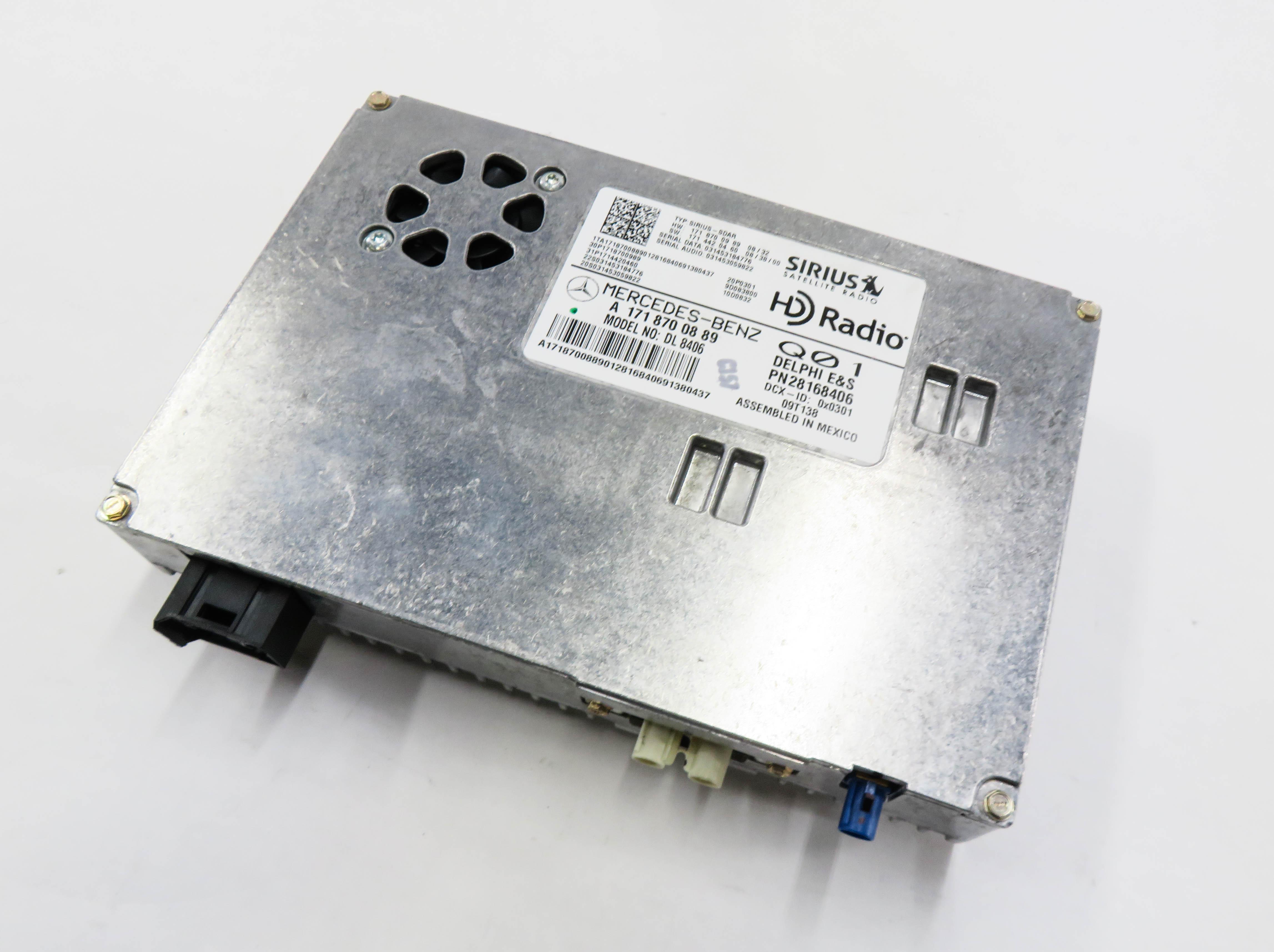 2010 MERCEDES GLK350 (X204) SIRIUS SATELLITE RADIO RECEIVER CONTROL MODULE — exact item pictured