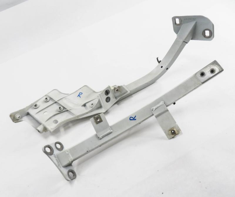 2011 AUDI A8 (D4 4H) LEFT RIGHT PASSENGER FENDER MOUNT MOUNTING BRACKET (WHITE) — exact item pictured