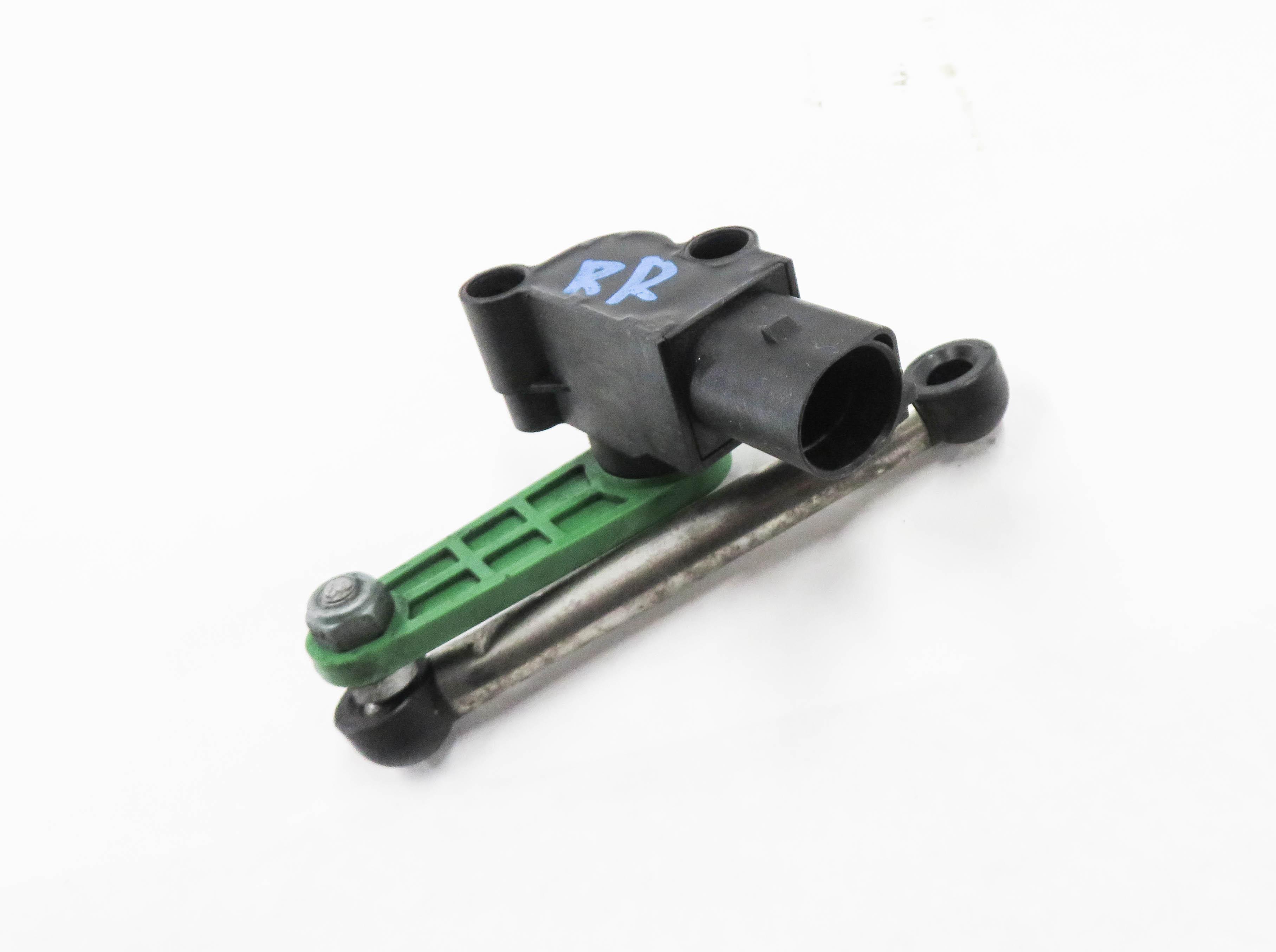 2009 AUDI A4 (B8 8K) RIGHT PASSENGER REAR SUSPENSION HEIGHT LEVEL SENSOR — exact item pictured