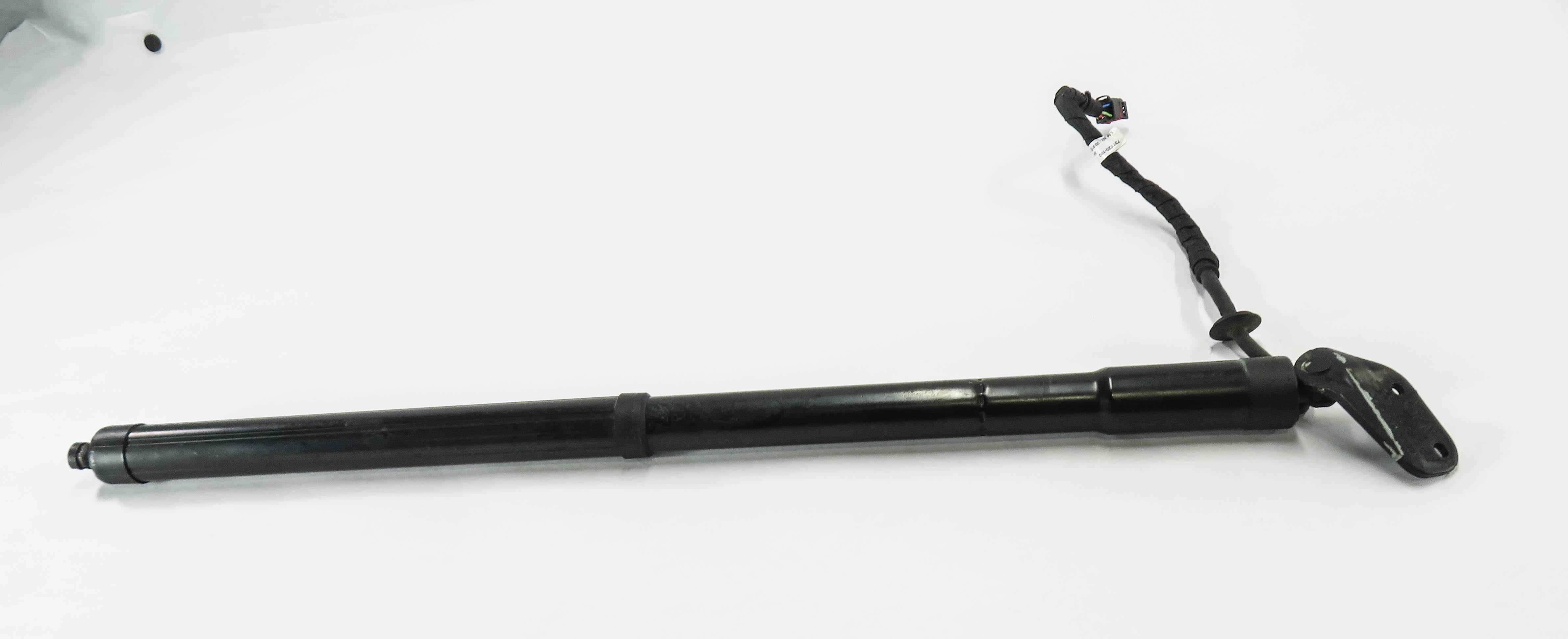 11-18 PORSCHE CAYENNE (958) RIGHT PASSENGER REAR TRUNK SHOCK STRUT (ELECTRIC) — exact item pictured
