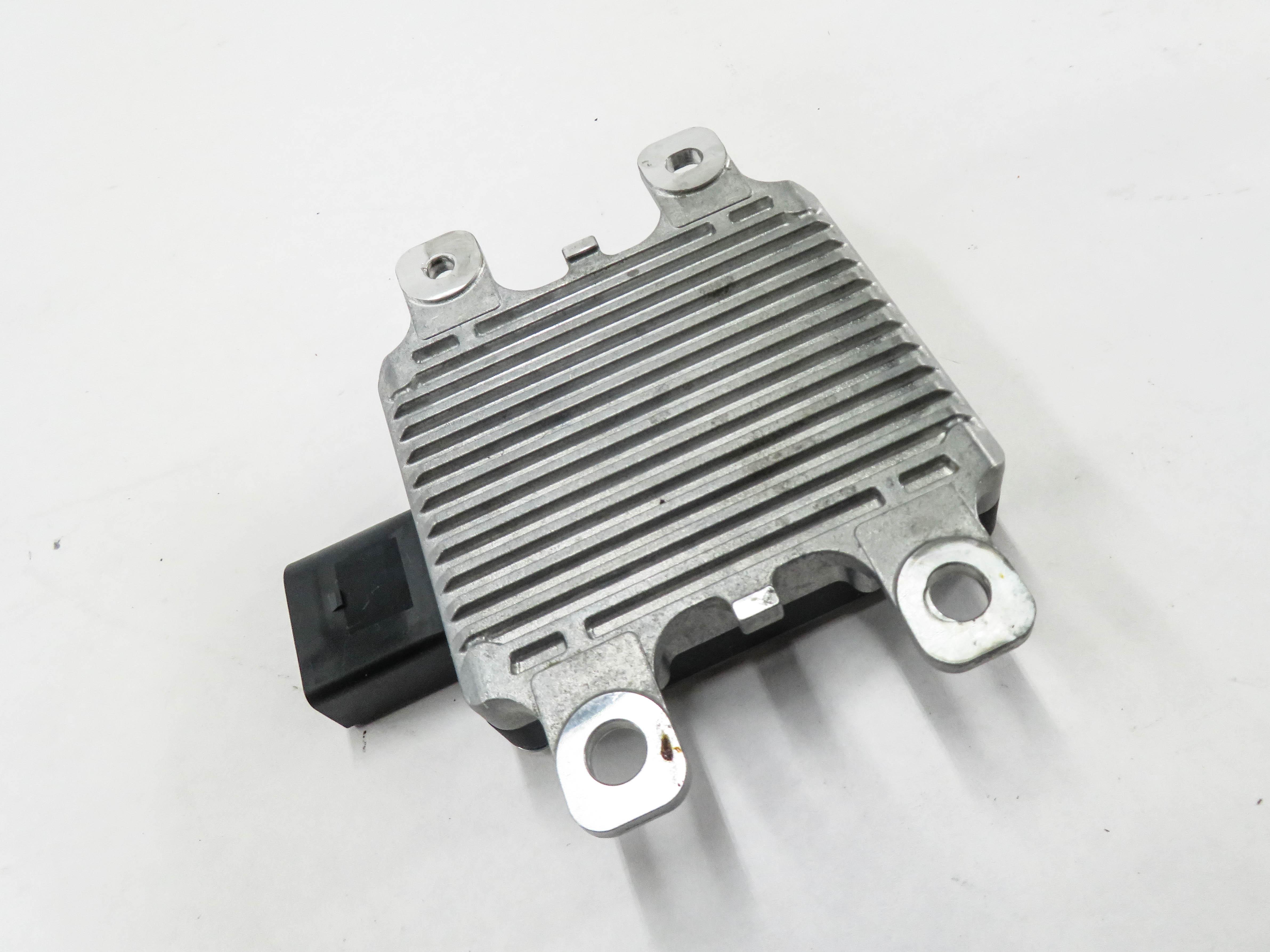2011 PORSCHE CAYENNE (958) HYDRAULIC OIL PUMP CONTROL MODULE — exact item pictured