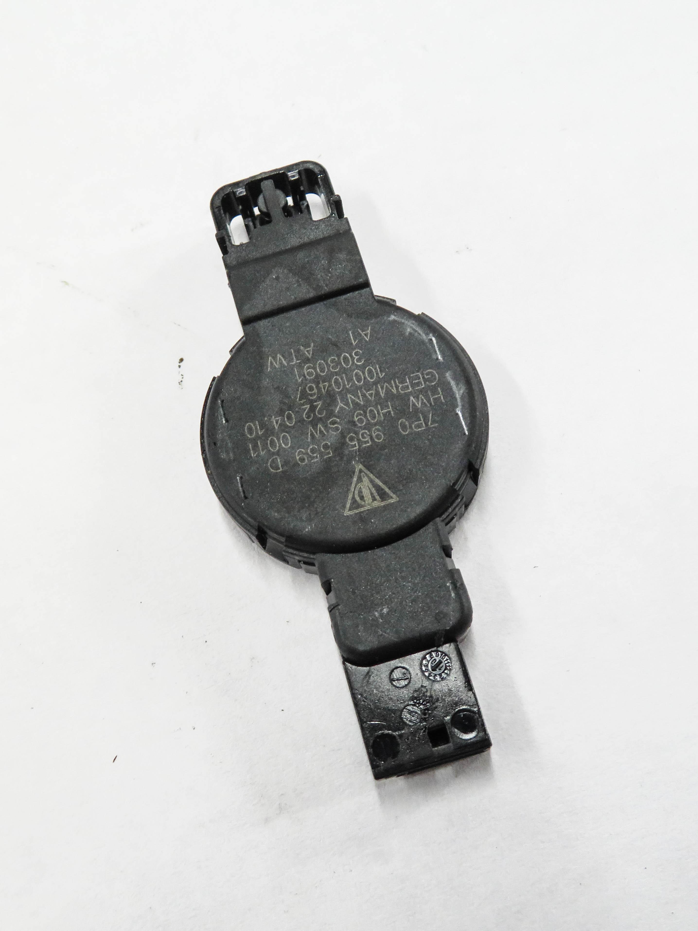 2011 PORSCHE CAYENNE (958) RAIN WATER SOLAR LIGHT SENSOR RLS — exact item pictured