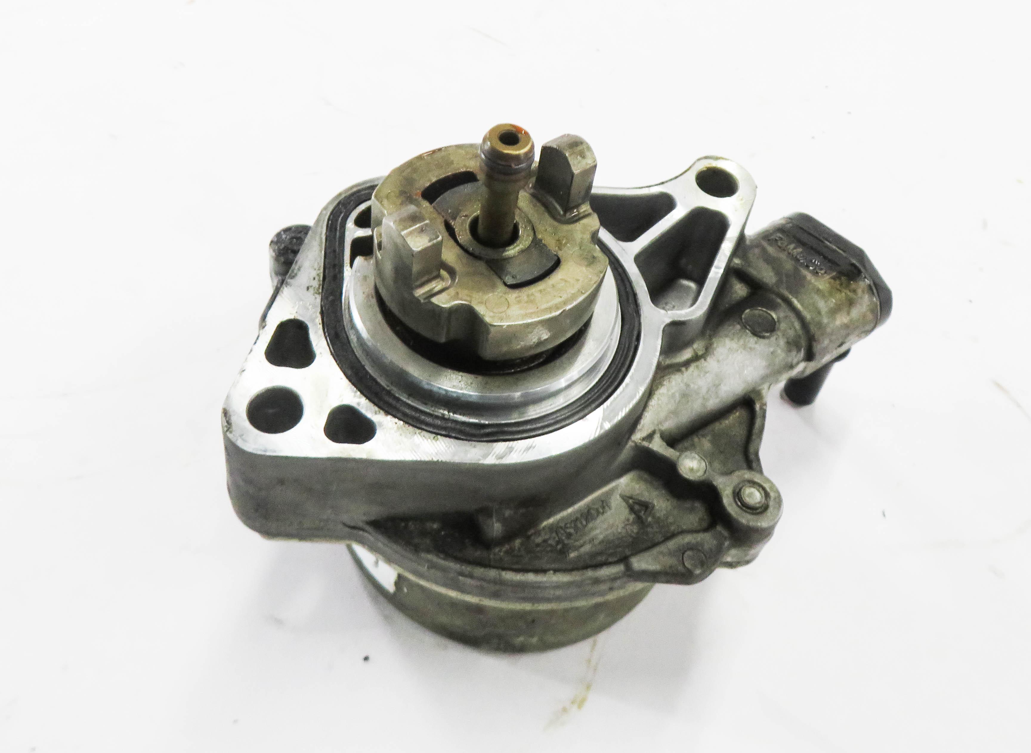 2010-2019 RANGE ROVER SPORT LR4 JAGUAR XE XF XK - 3.0L / 5.0L BRAKE VACUUM PUMP — exact item pictured