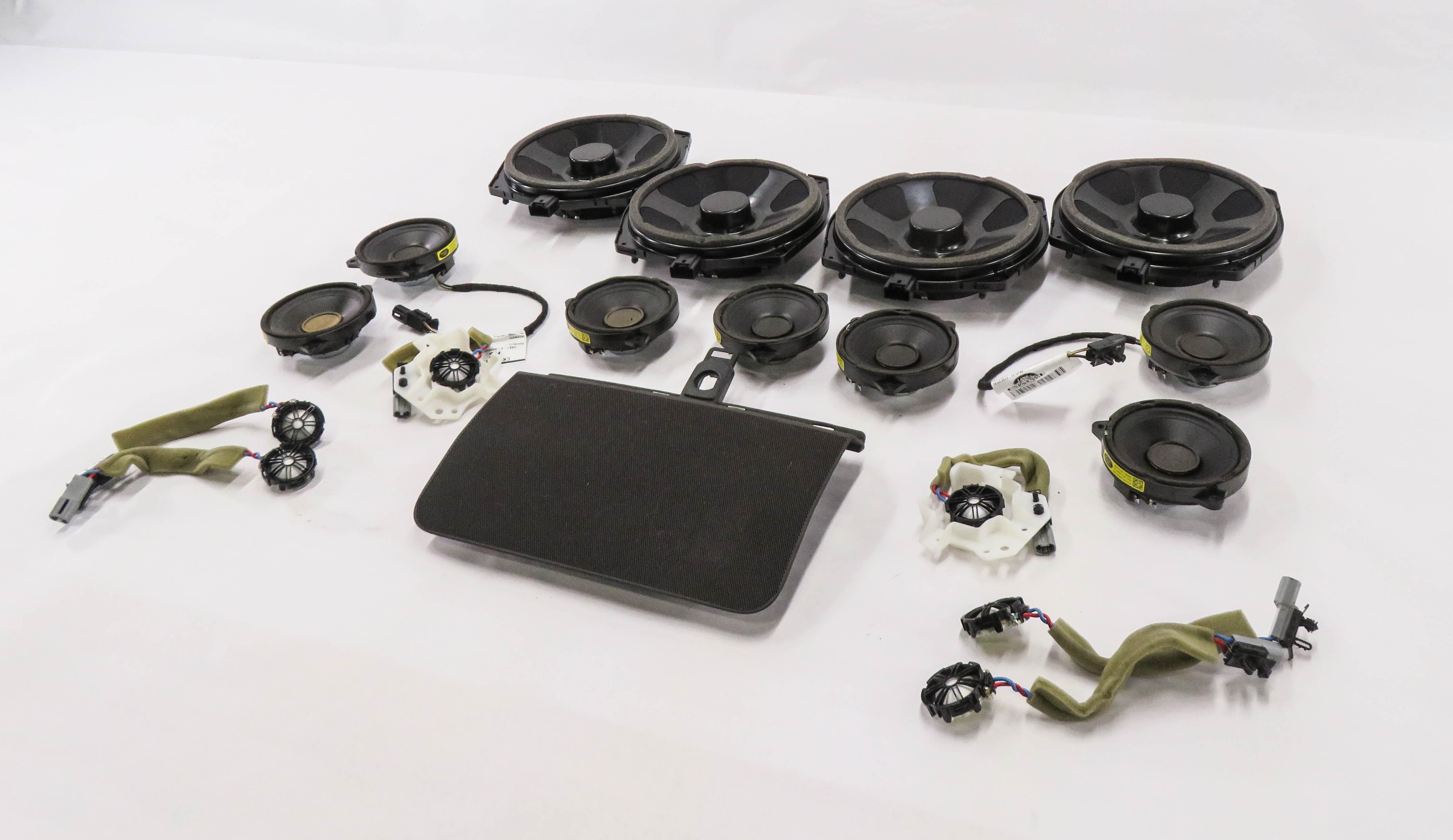 2013 RANGE ROVER (L405) RADIO STEREO SPEAKER SET-18 — exact item pictured