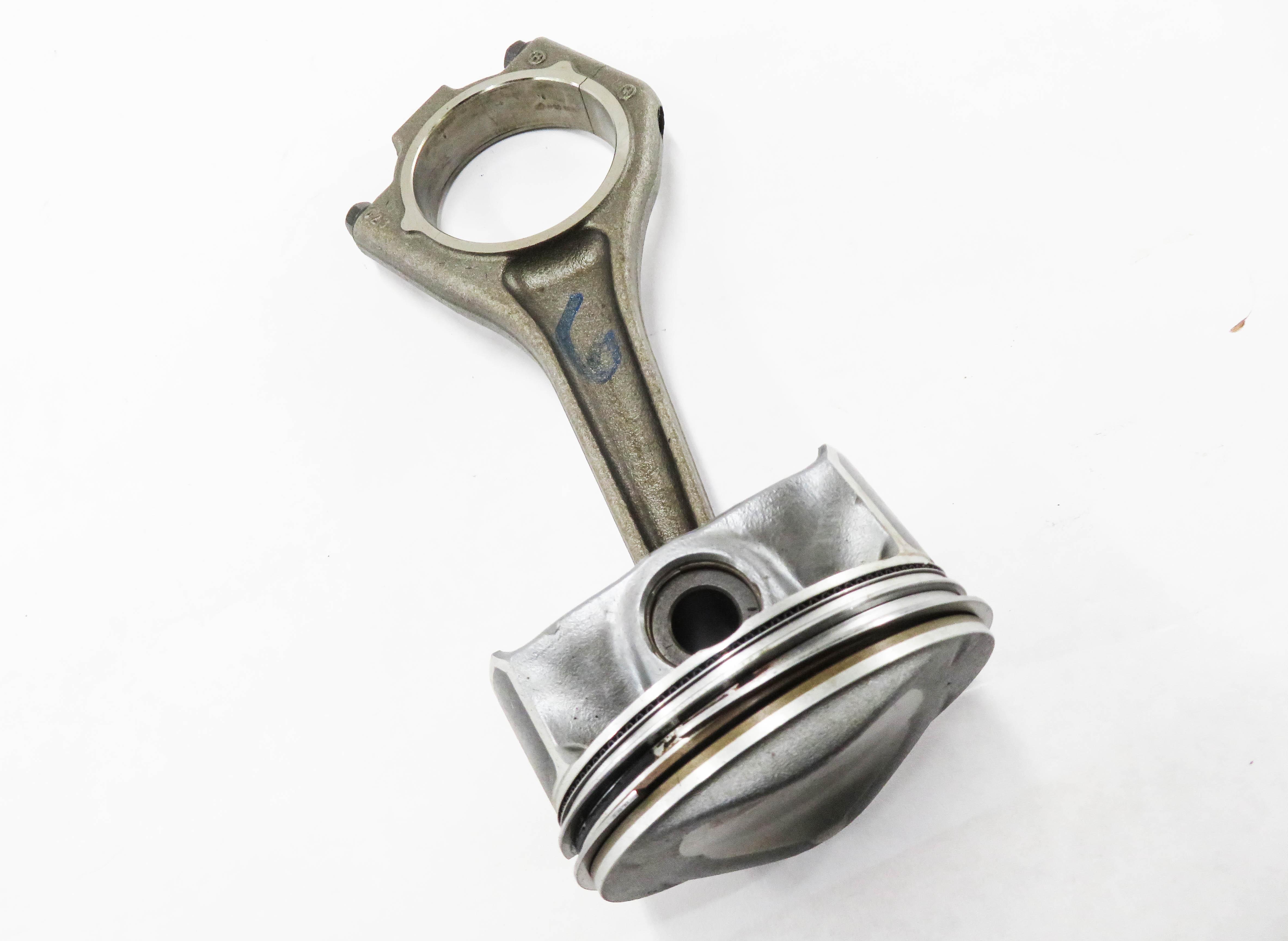 2013 RANGE ROVER (L405) 5.0L AJ133 V8 ENGINE - PISTON w/ CONNECTING ROD — exact item pictured