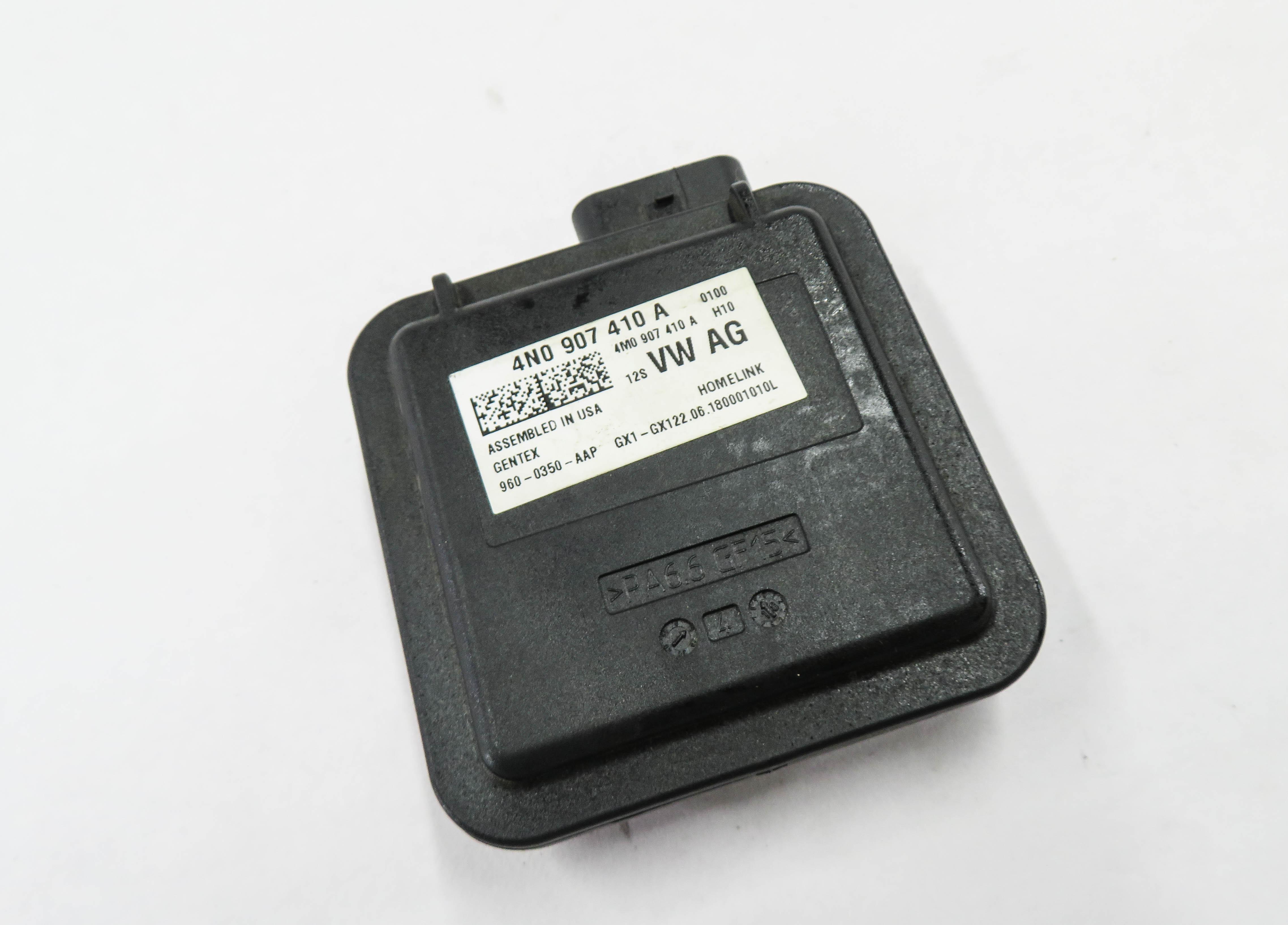 2018 AUDI A4 (B9 8W) HOMELINK MODULE GARAGE DOOR GATE CONTROL MODULE — exact item pictured