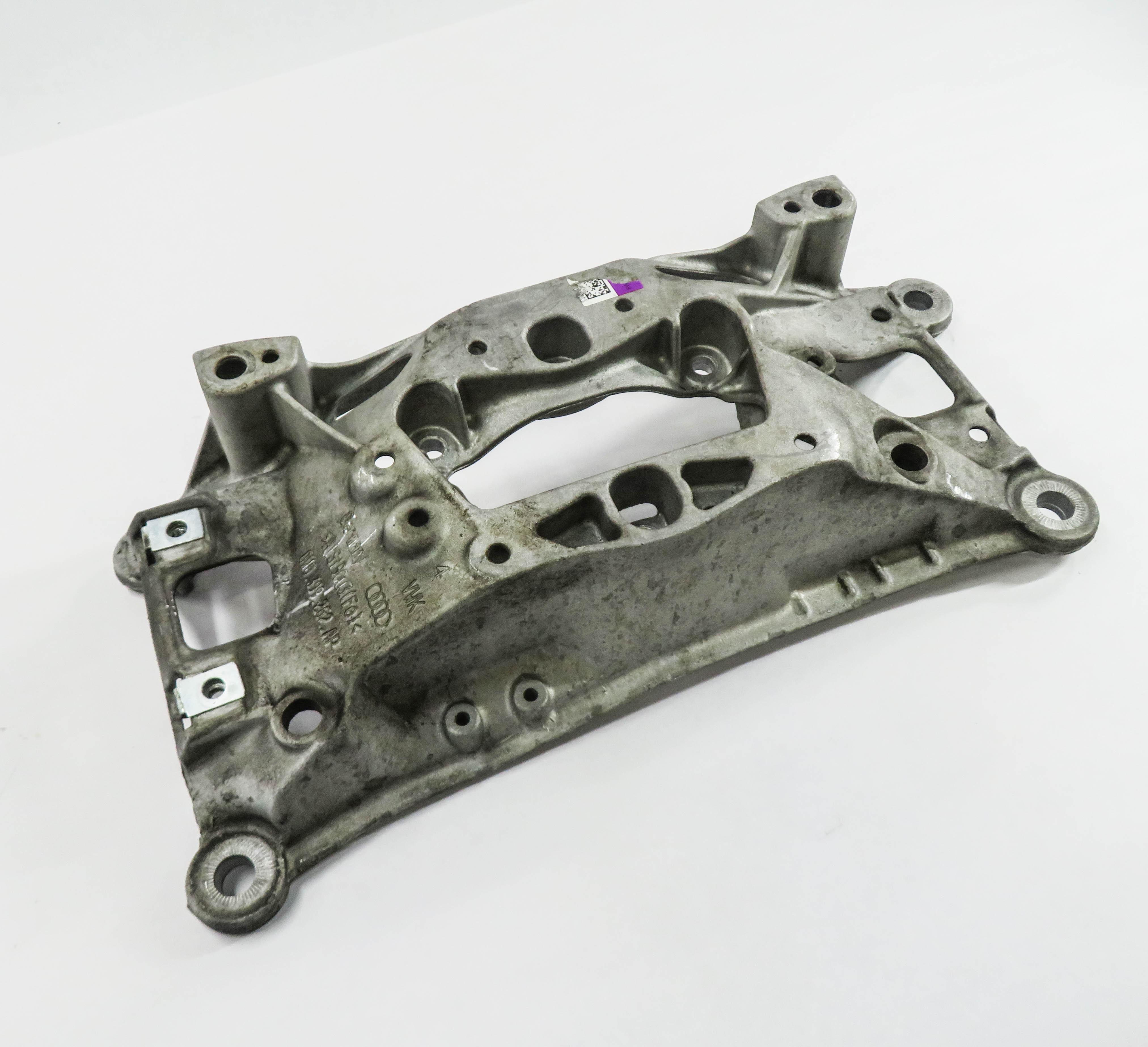 2018 AUDI A4 (B9 8W) 2.0L TURBO ENGINE - TRANSMISSION CROSSMEMBER MOUNT BRACKET — exact item pictured