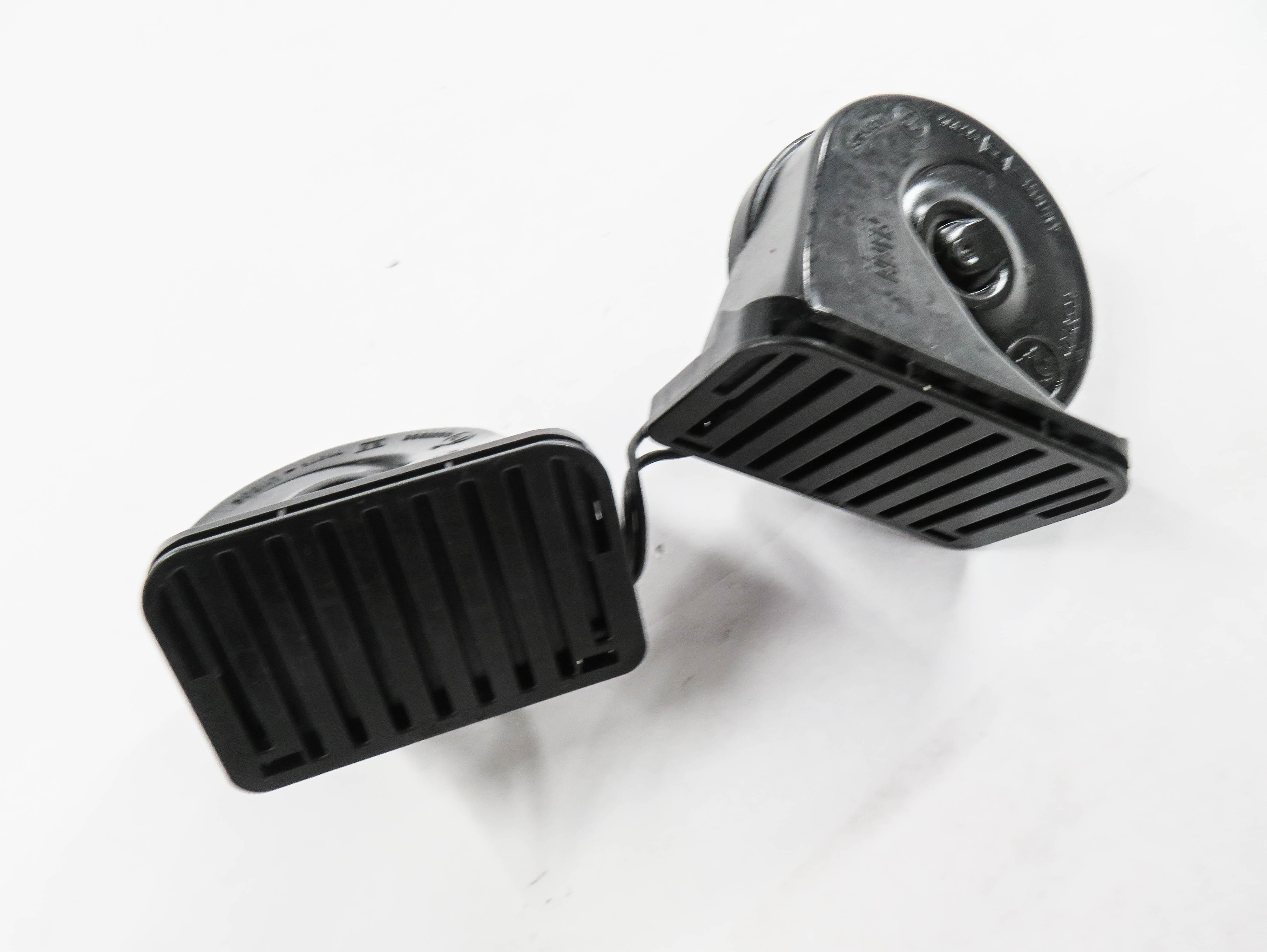 10-16 LAND ROVER LR4 - RANGE ROVER SPORT (L320) HIGH & LOW TONE SAFETY HORN SET — exact item pictured