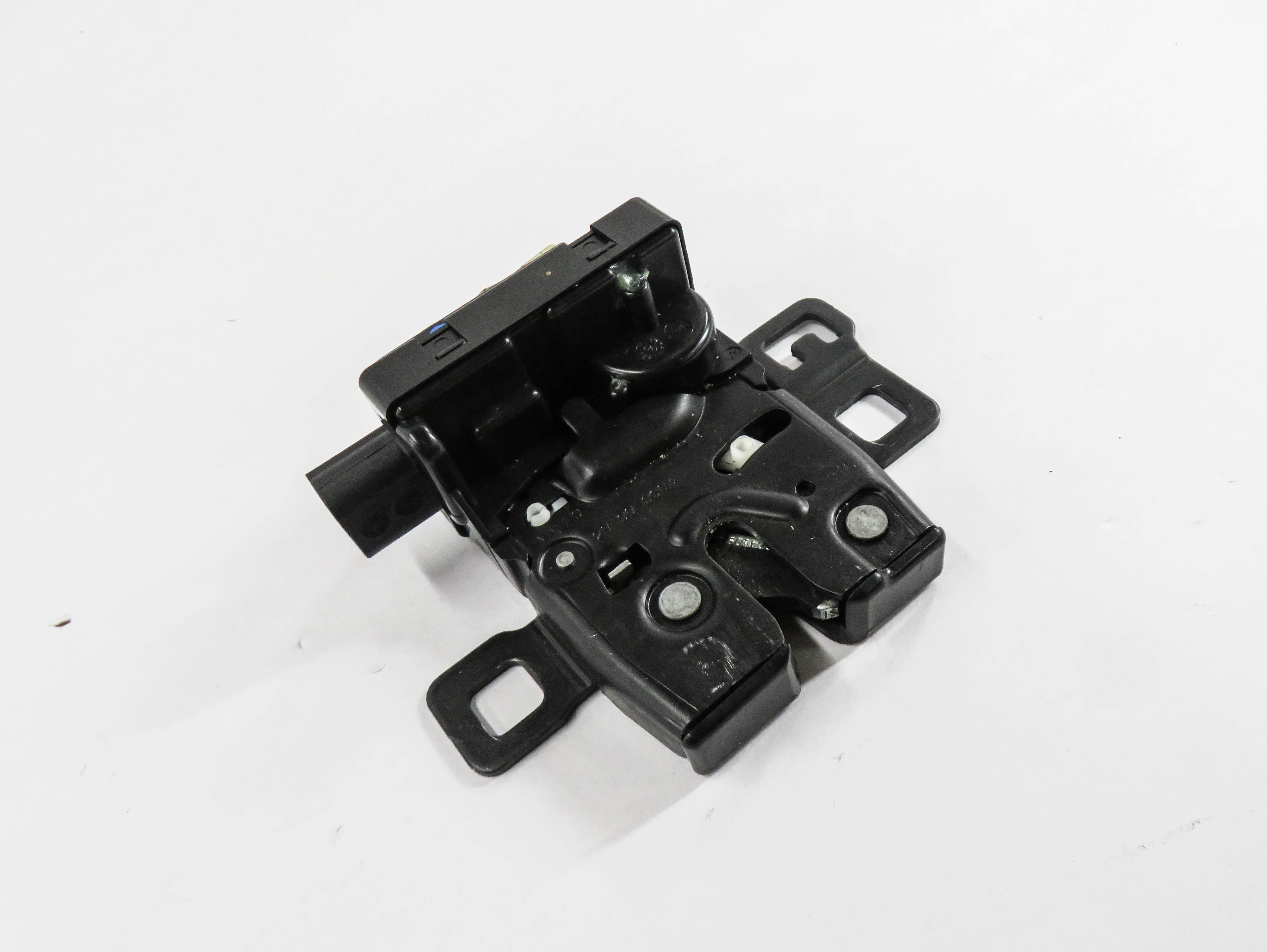 2010 RANGE ROVER SPORT (L320) REAR TRUNK UPPER GLASS LOCK LATCH ACTUATOR — exact item pictured