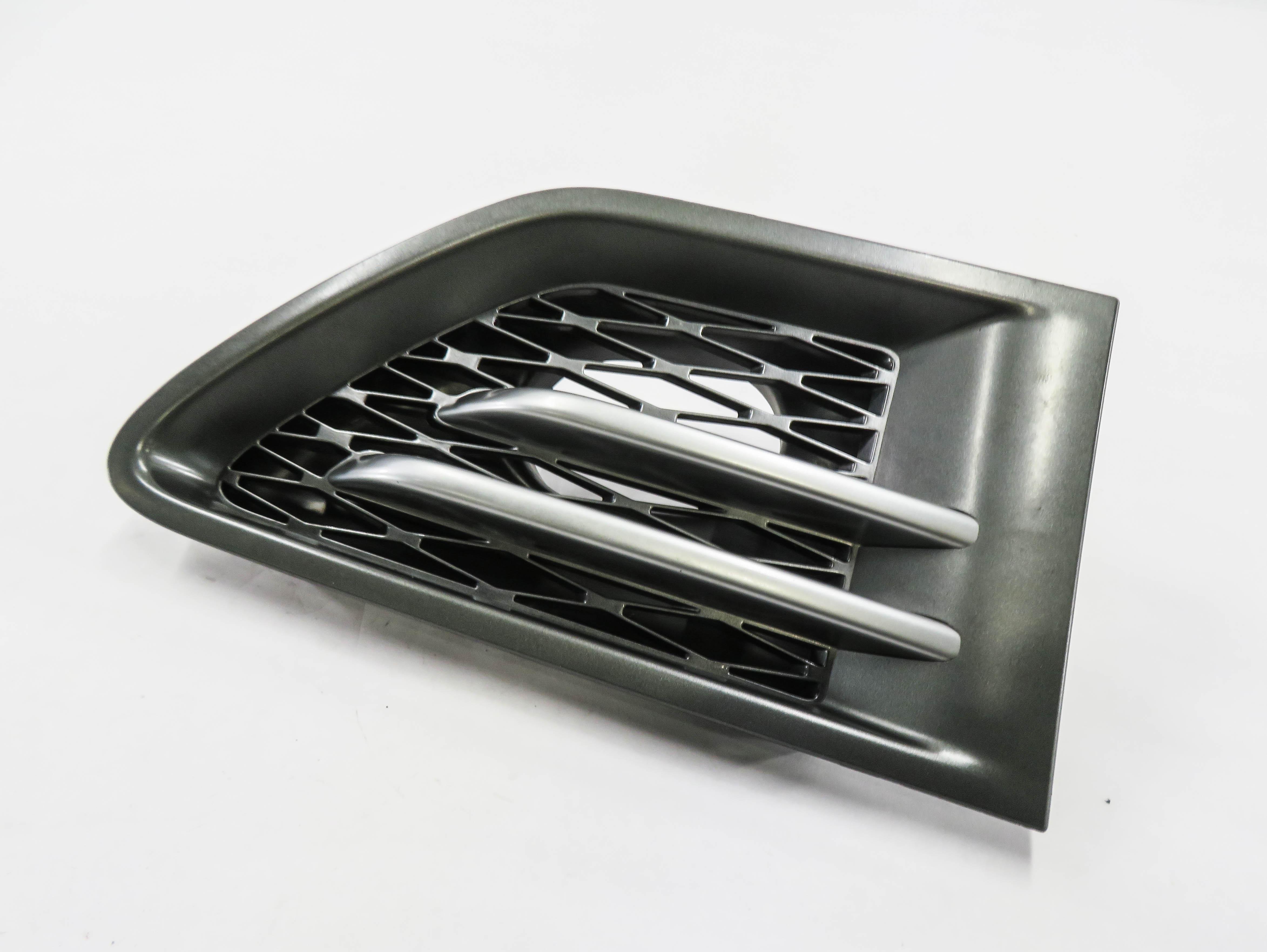 2010 RANGE ROVER SPORT (L320) RIGHT FRONT PASSENGER FENDER GRILLE TRIM — exact item pictured