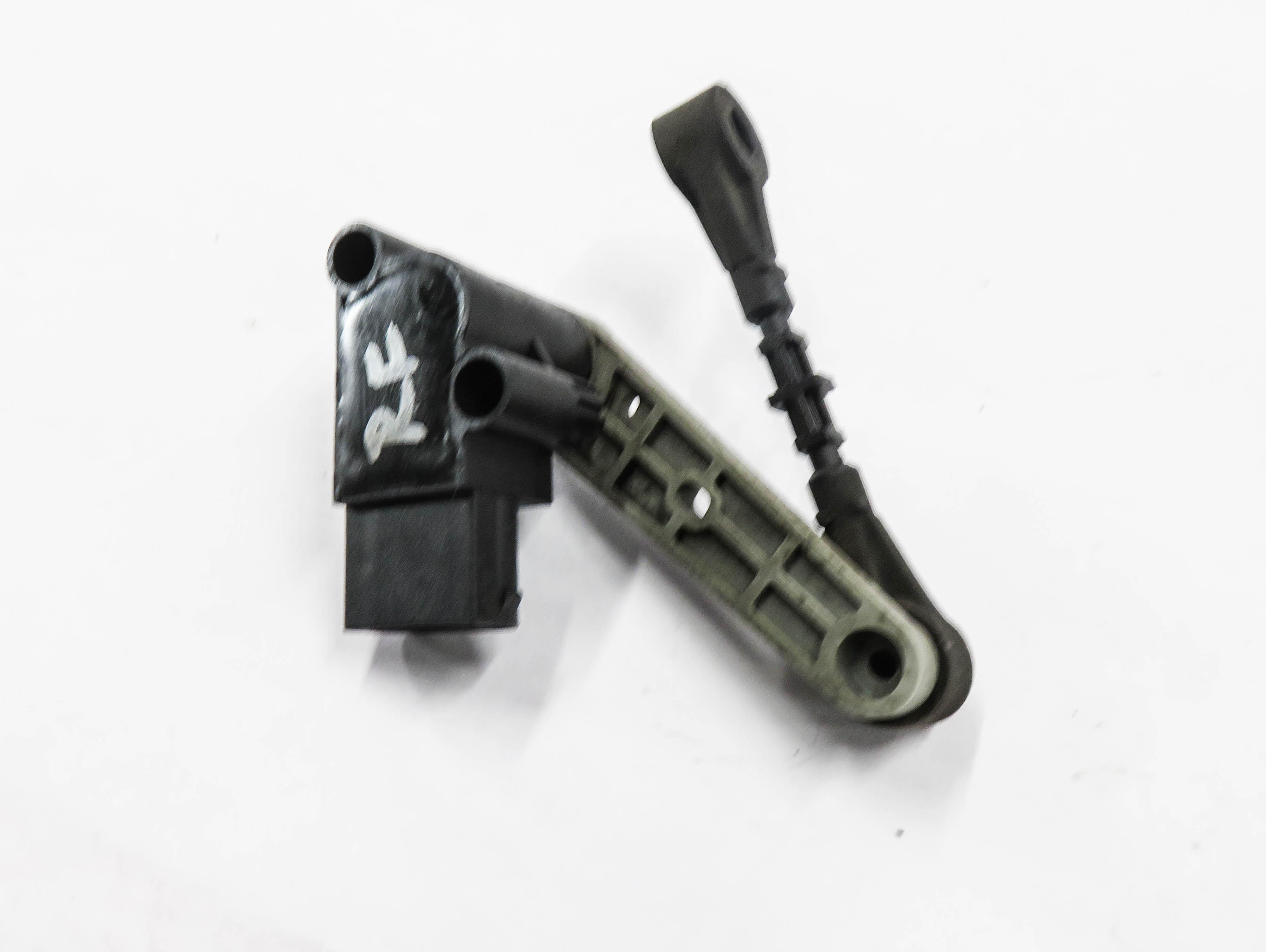 2010 RANGE ROVER SPORT (L320) RIGHT FRONT SUSPENSION HEIGHT LEVEL SENSOR — exact item pictured