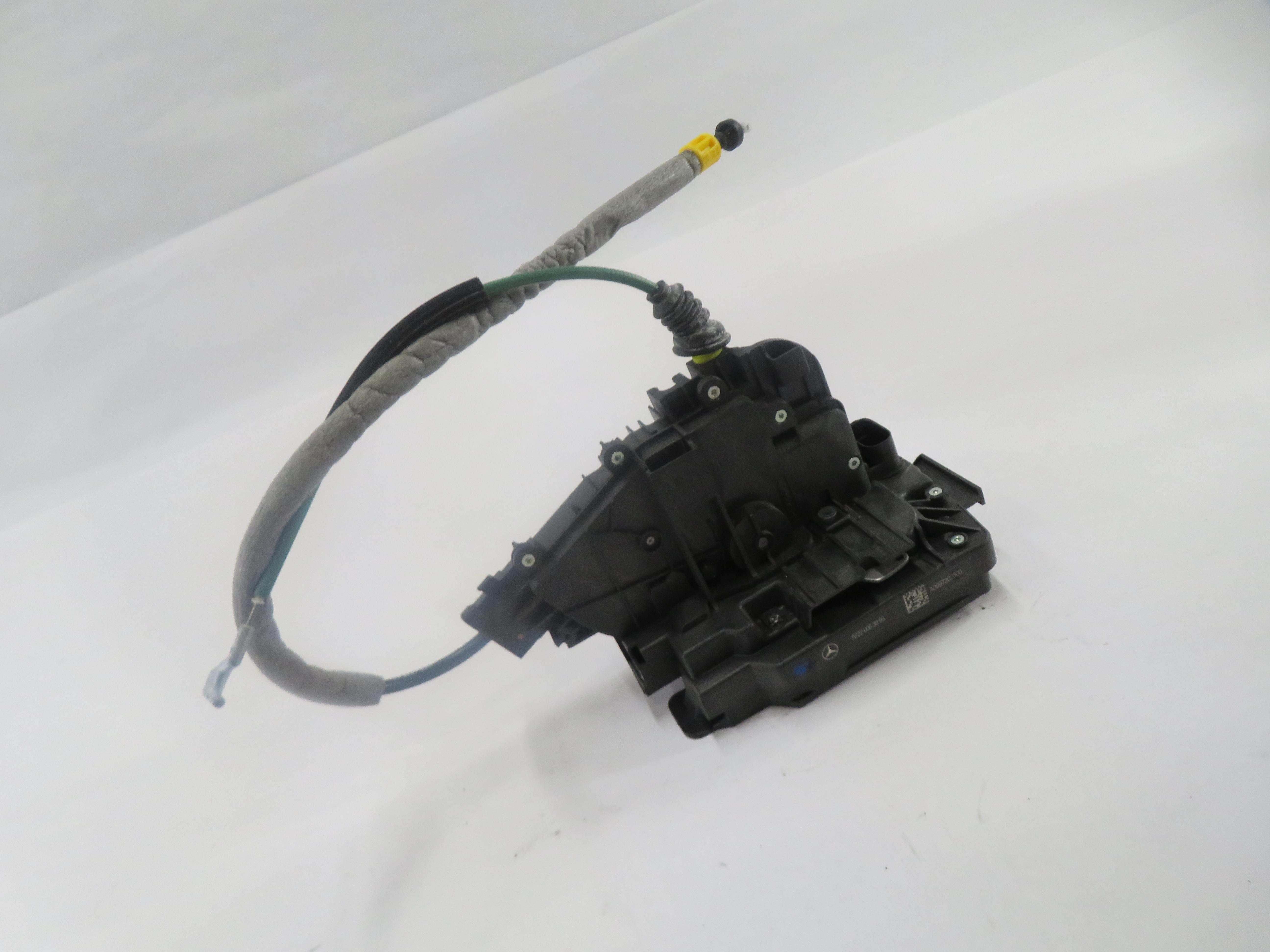 15-22 MERCEDES C300 C350 C400 C450 E300 E350 E400 E450 GLC300 DRIVER DOOR LATCH — exact item pictured