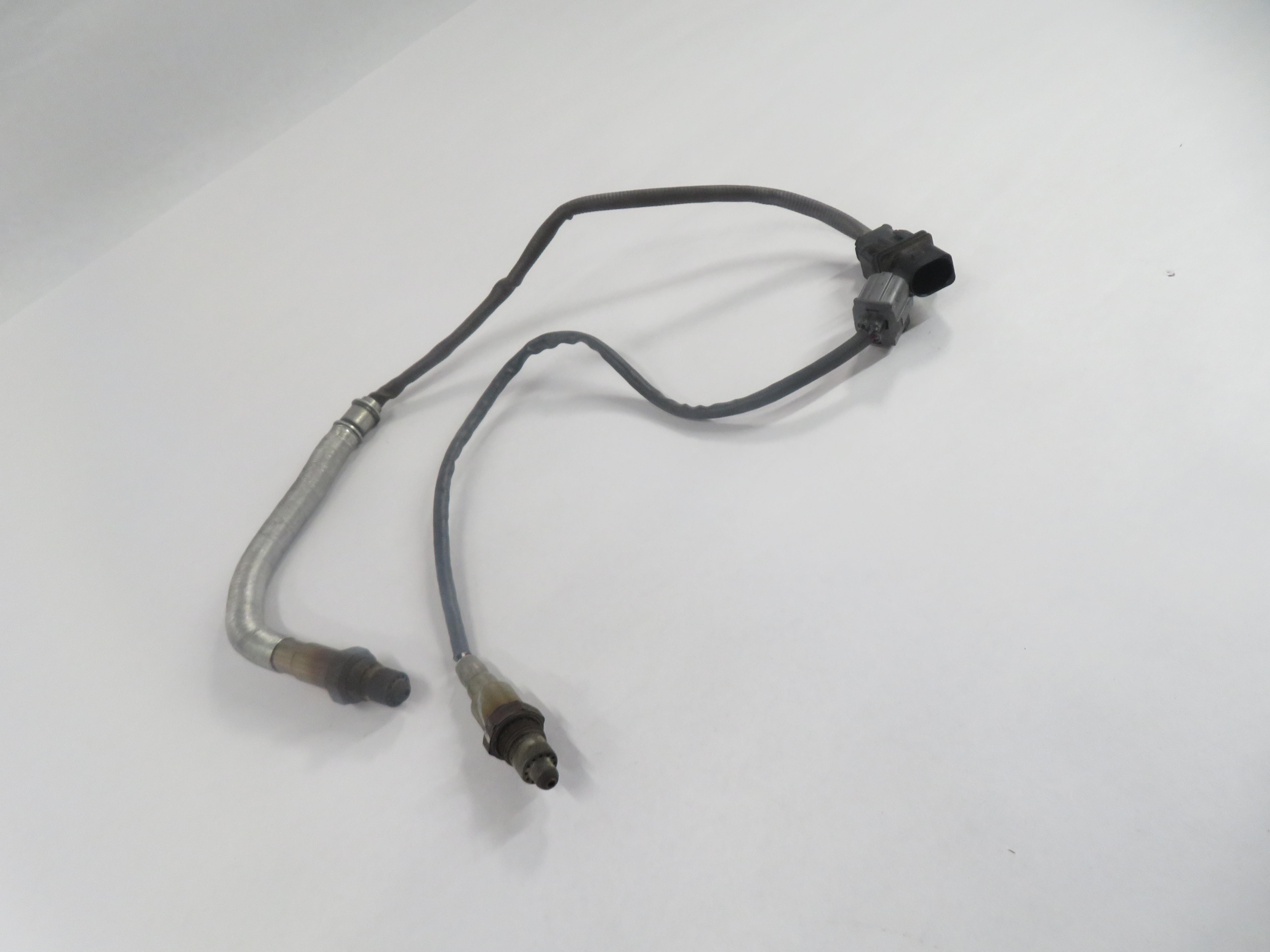 2016 MERCEDES C300 (W205) 2.0L M274 - PRE / POST CAT O2 OXYGEN SENSOR SET-2 — exact item pictured