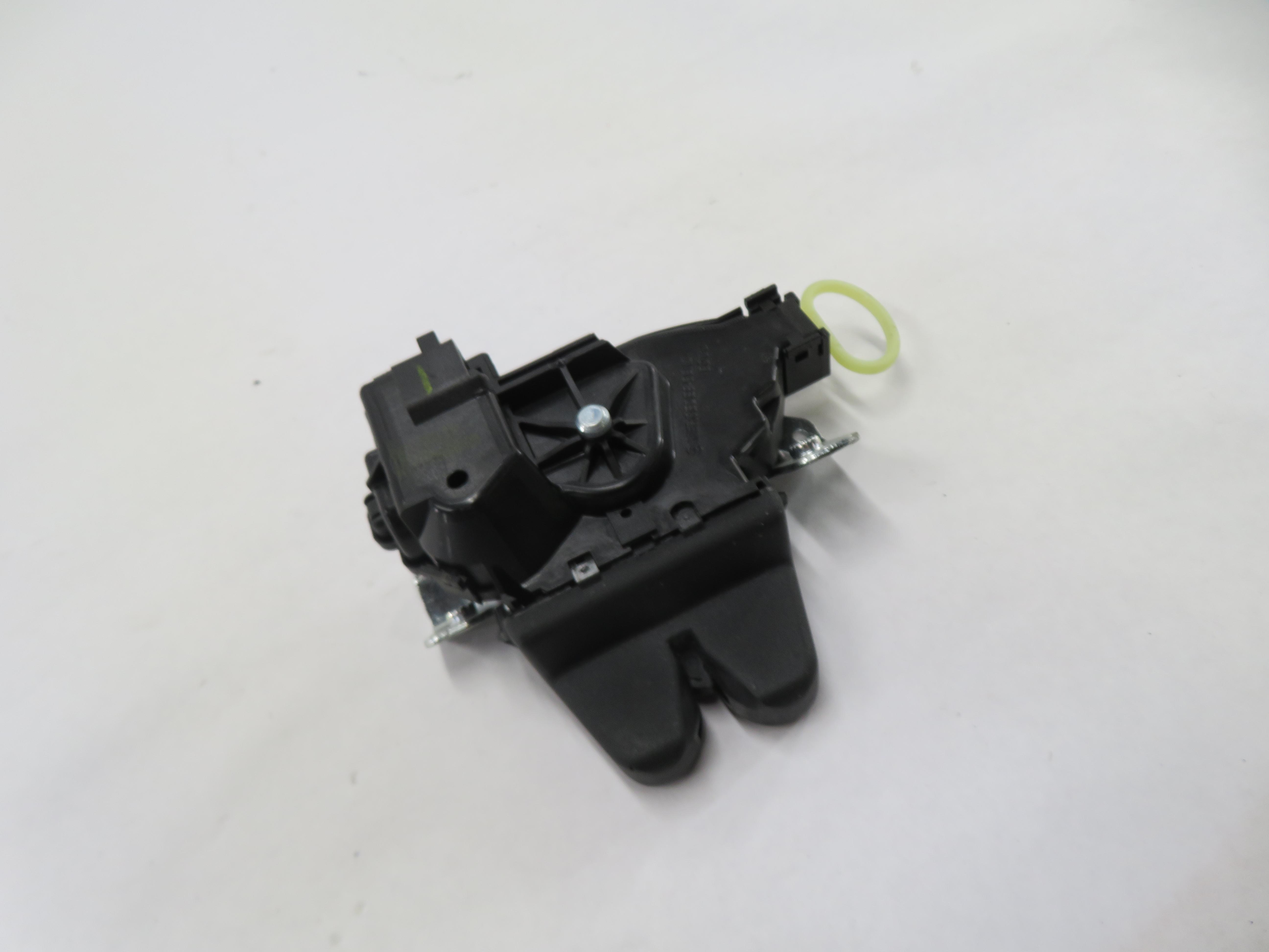 2016 MERCEDES C300 (W205) REAR TRUNK LOCK LATCH ACTUATOR — exact item pictured