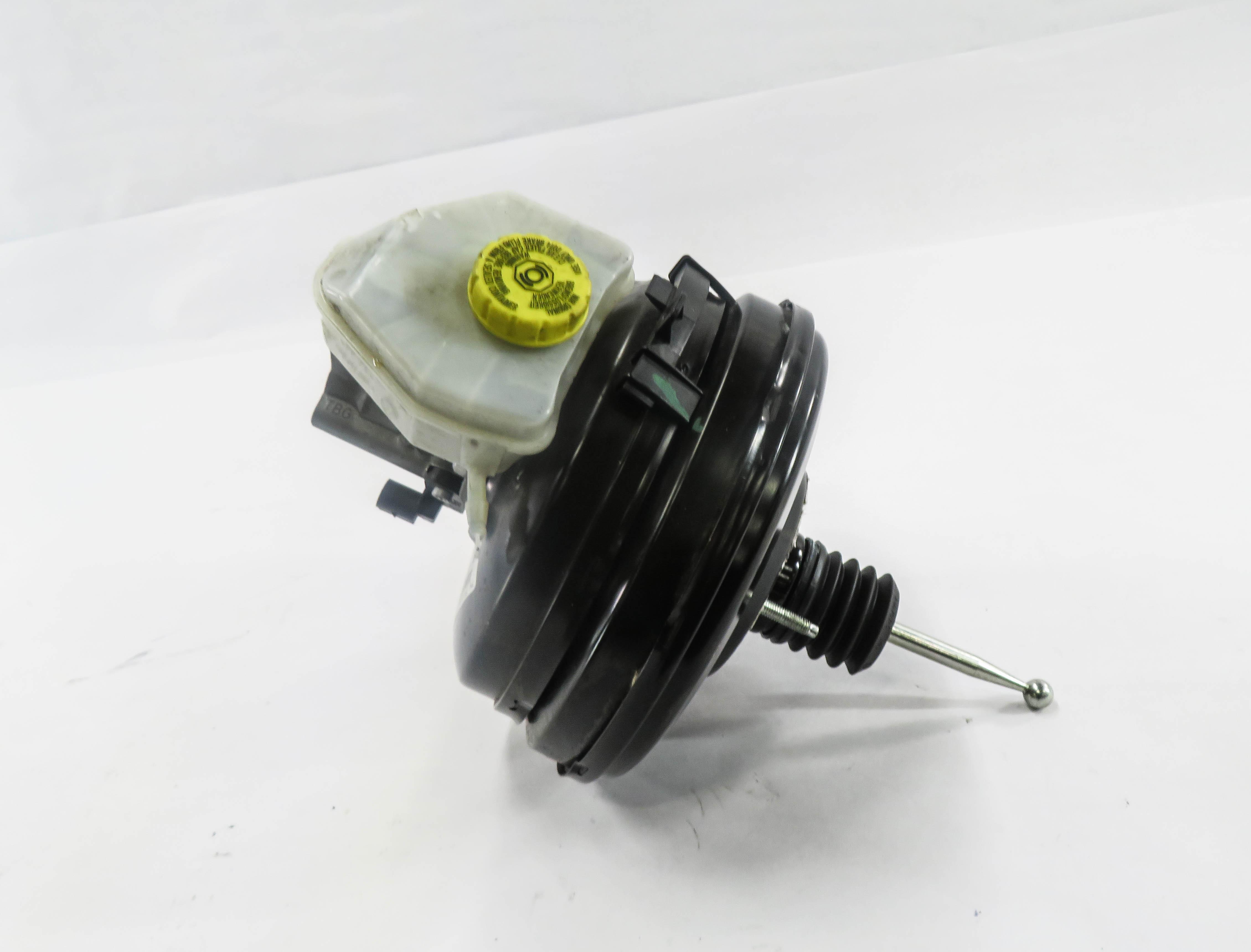 2011-2018 PORSCHE CAYENNE (958) POWER BRAKE BOOSTER MASTER CYLINDER & RESERVOIR — exact item pictured