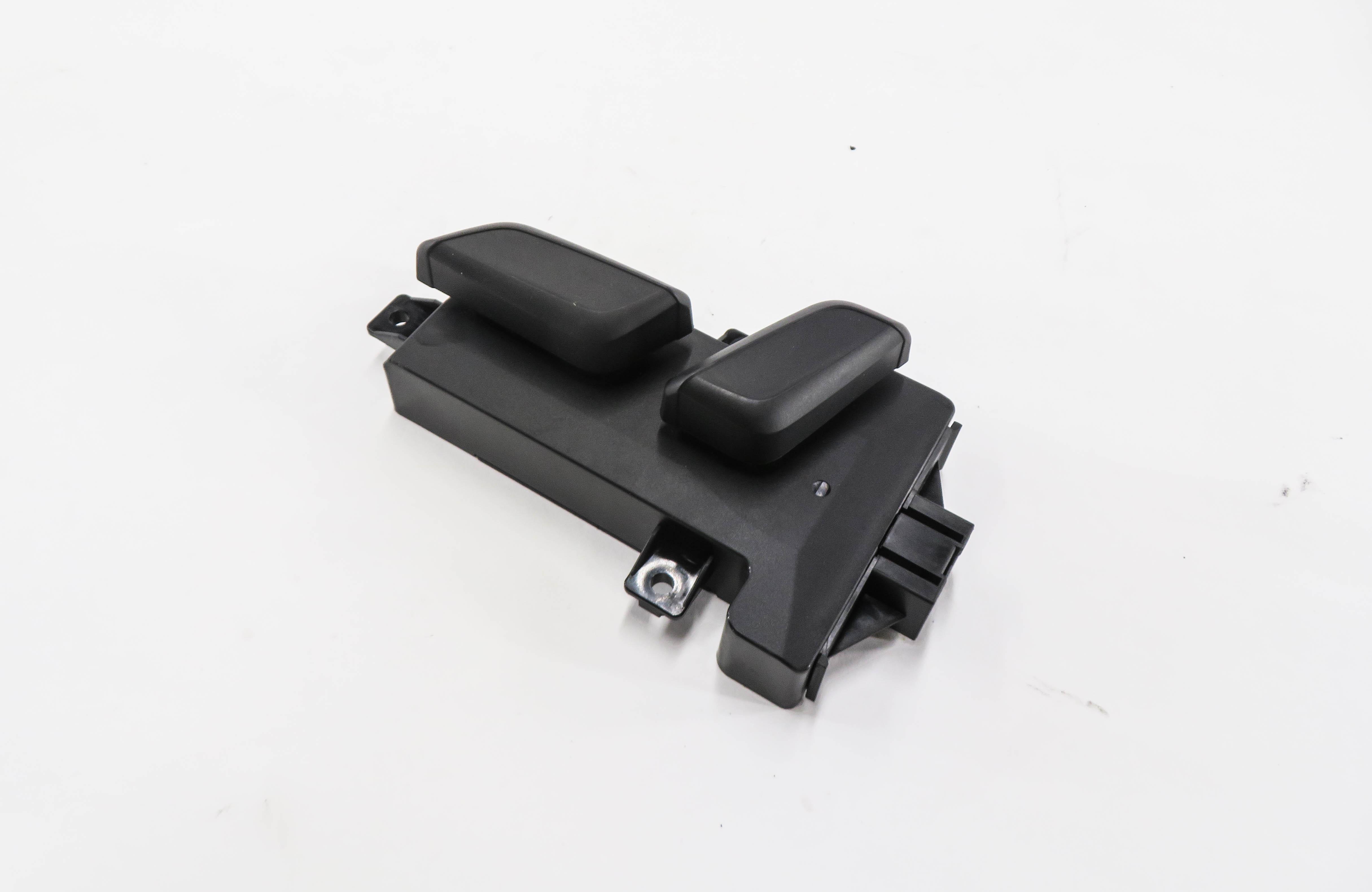 2018 AUDI SQ5 (FY 80A) LEFT FRONT DRIVER SEAT ADJUSTMENT SWITCH BUTTON — exact item pictured