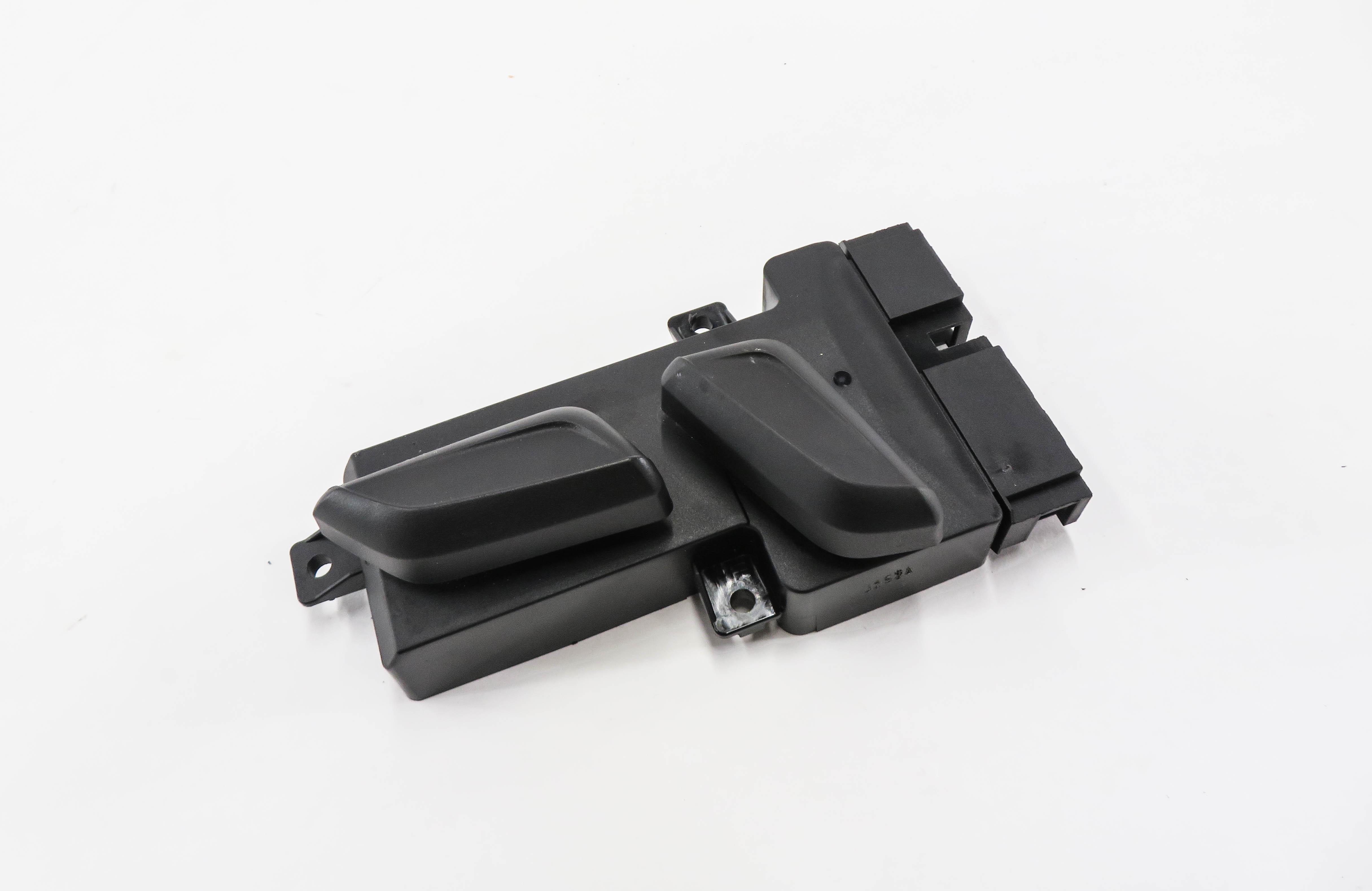 2018 AUDI SQ5 (FY 80A) RIGHT FRONT PASSENGER SEAT ADJUSTMENT SWITCH BUTTON — exact item pictured