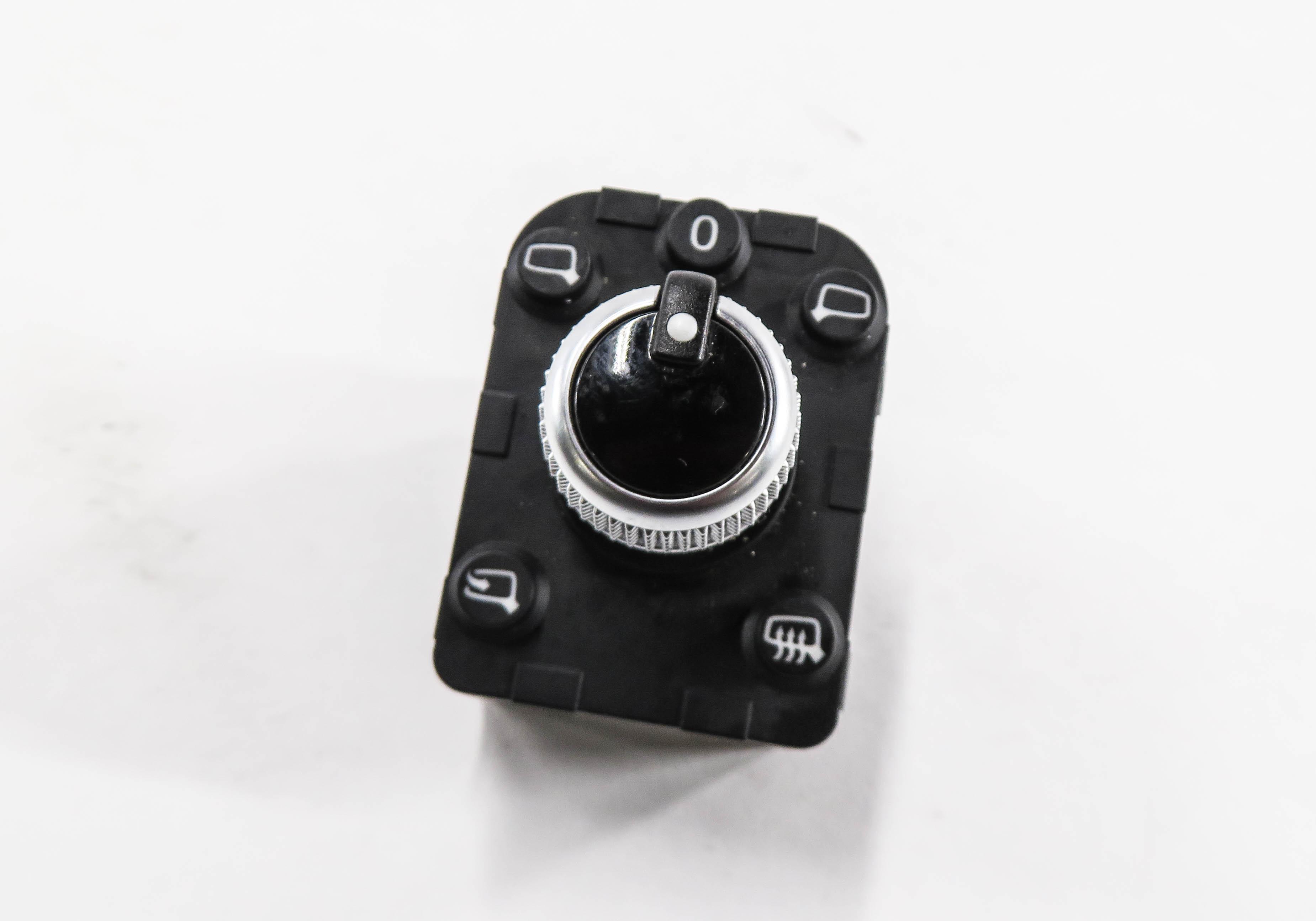 2017-2020 AUDI Q5 SQ5 (FY 80A) DRIVER MIRROR ADJUSTMENT SWITCH BUTTON — exact item pictured