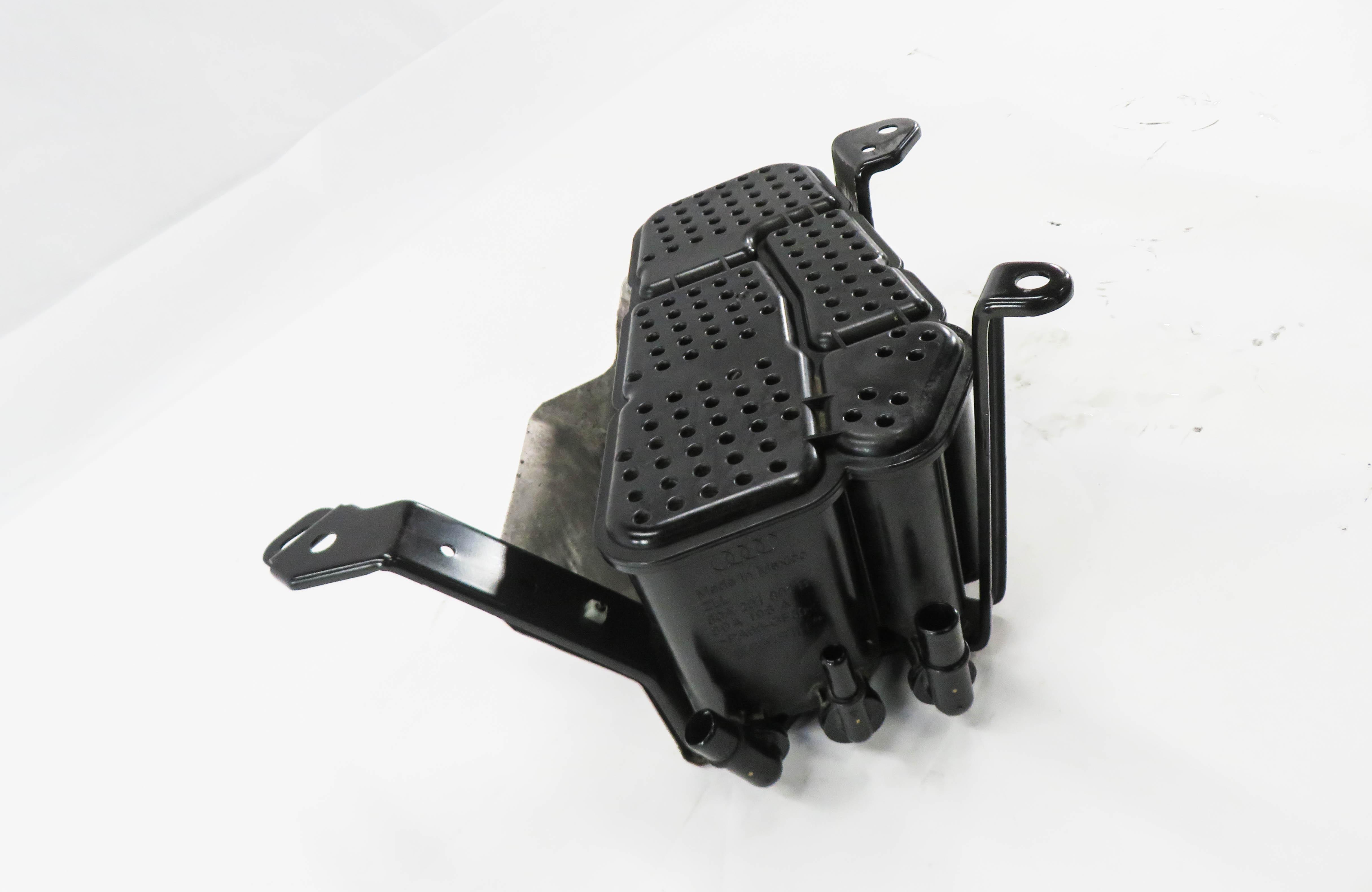 2018-2022 AUDI Q5 SQ5 (FY 80A) EMISSIONS FUEL VAPOR CHARCOAL CANISTER — exact item pictured