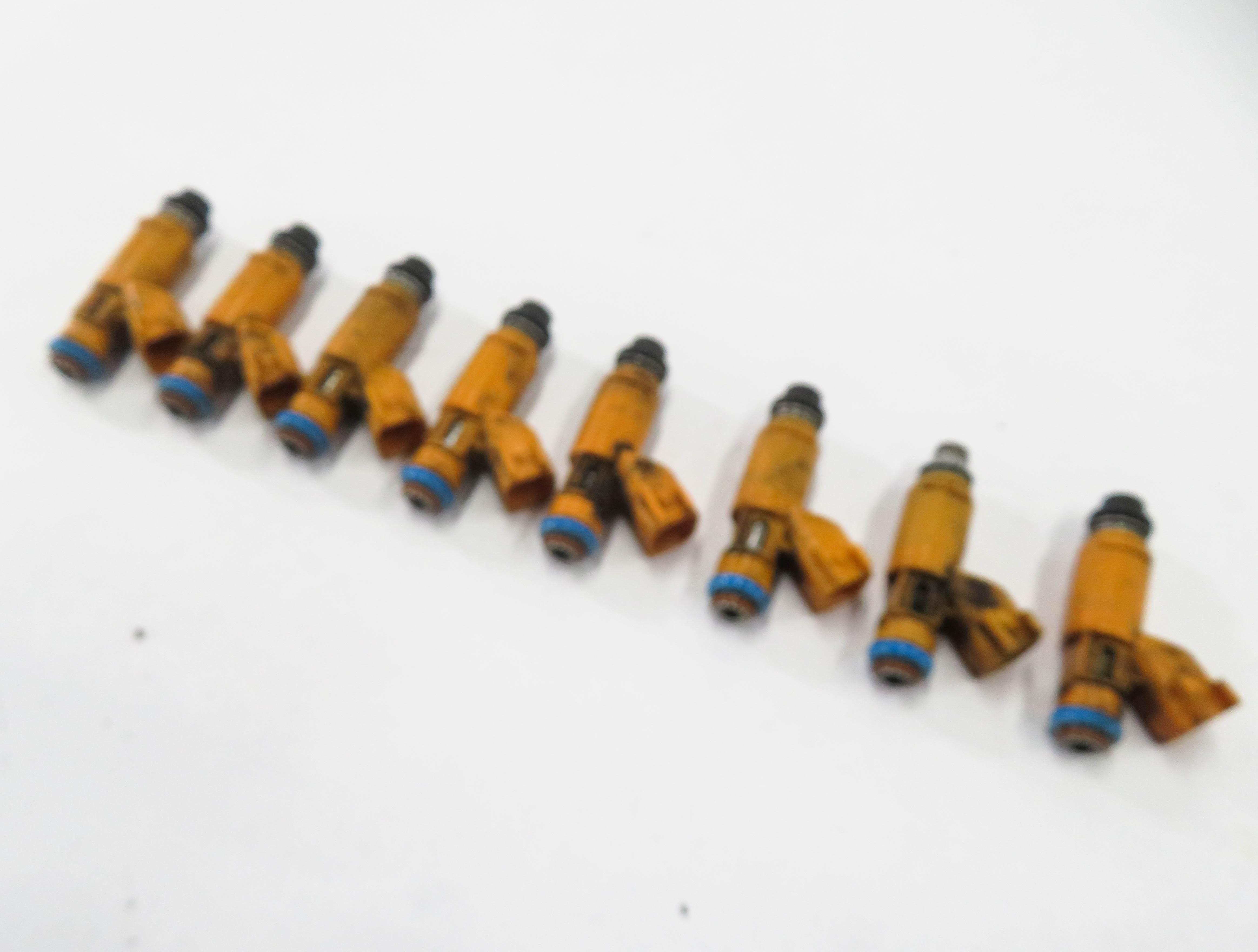 2005-2009 LR3 - RANGE ROVER SPORT (L320 L322) 4.4L V8 ENGINE FUEL INJECTOR SET 8 — exact item pictured