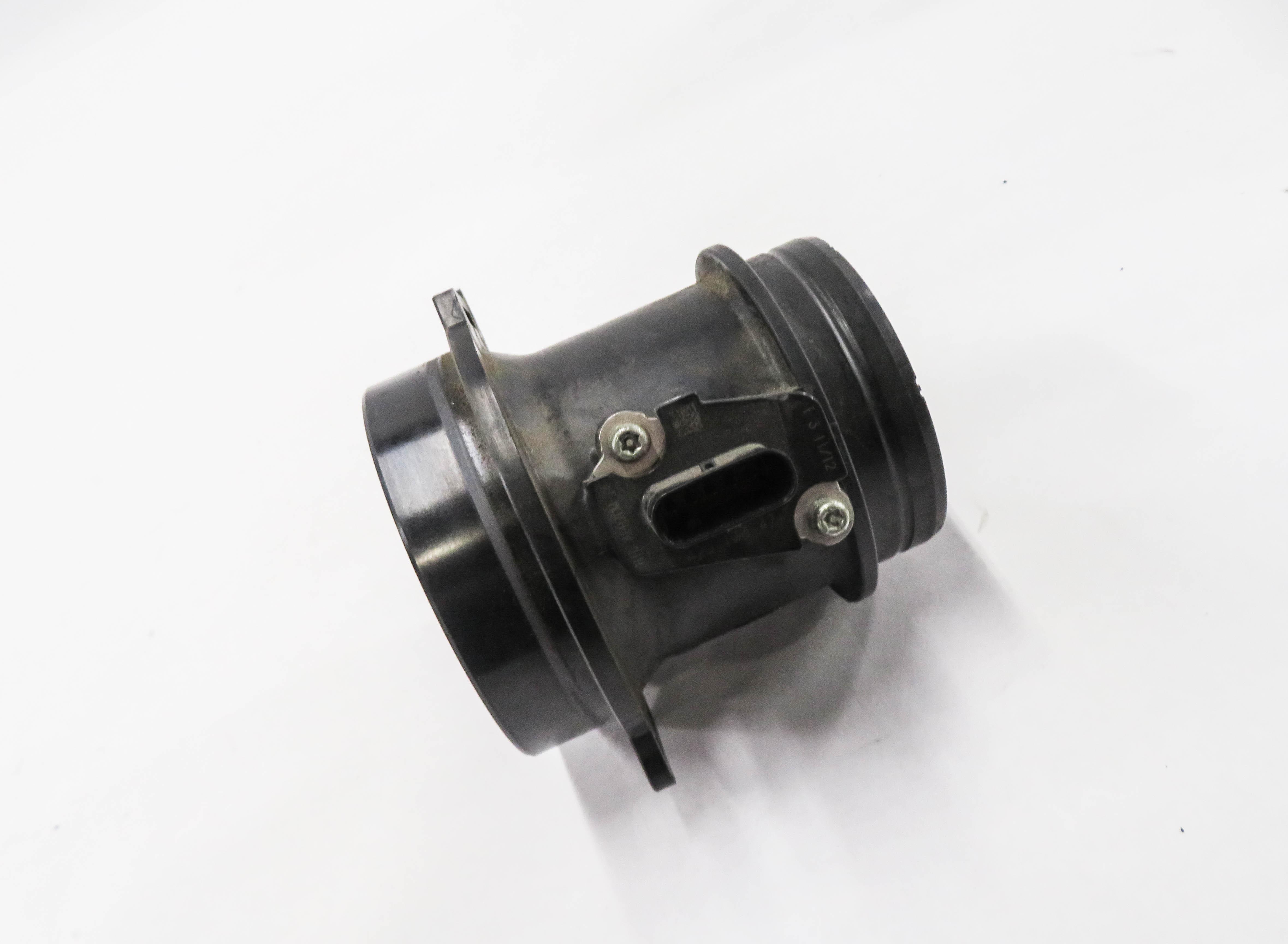 2013 PORSCHE CAYENNE (958) 3.0L DIESEL ENGINE - MASS AIR FLOW SENSOR METER MAF — exact item pictured