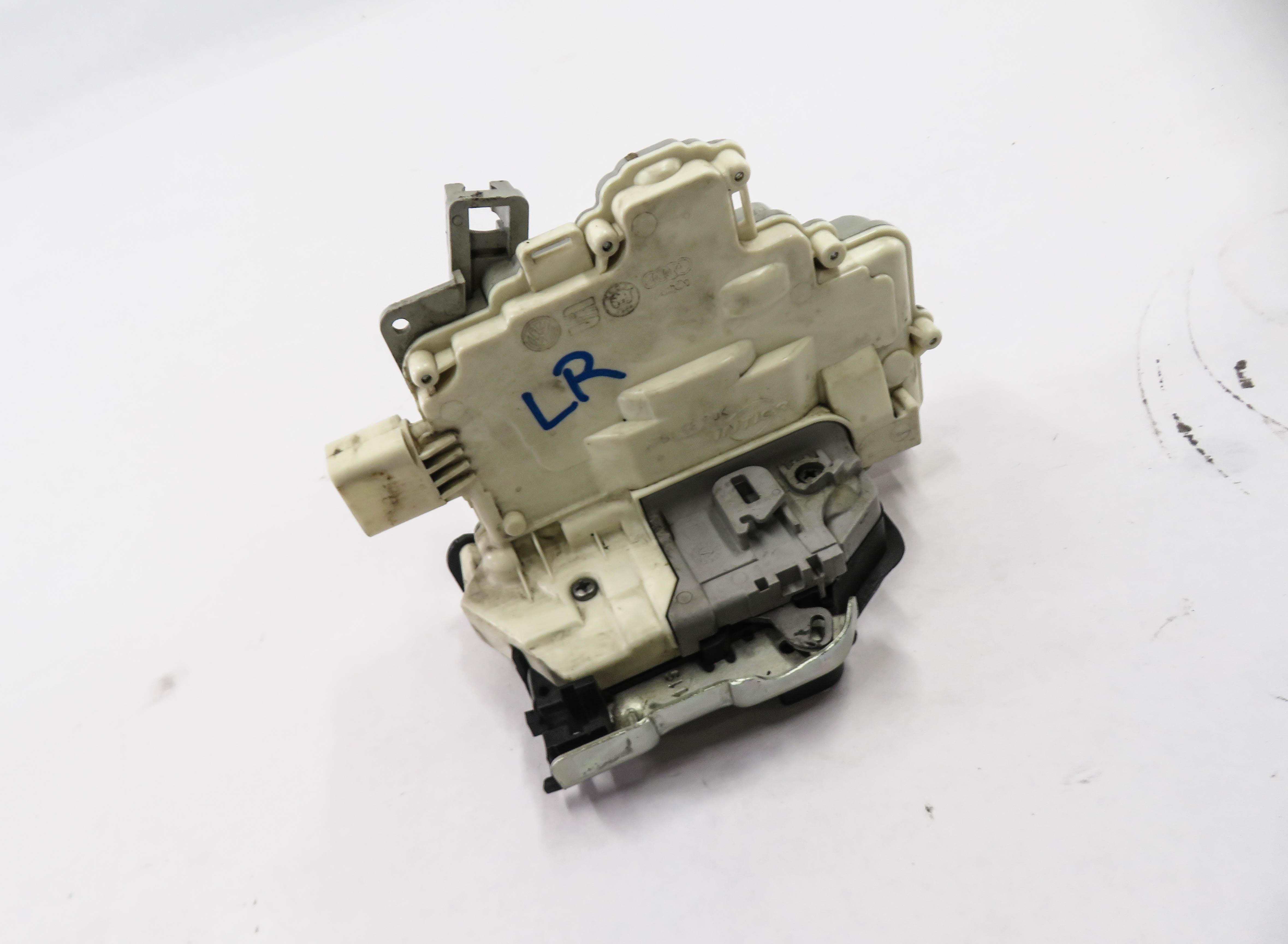 11-18 PORSCHE CAYENNE PANAMERA (958 970 G1) LEFT REAR DOOR LOCK LATCH ACTUATOR — exact item pictured