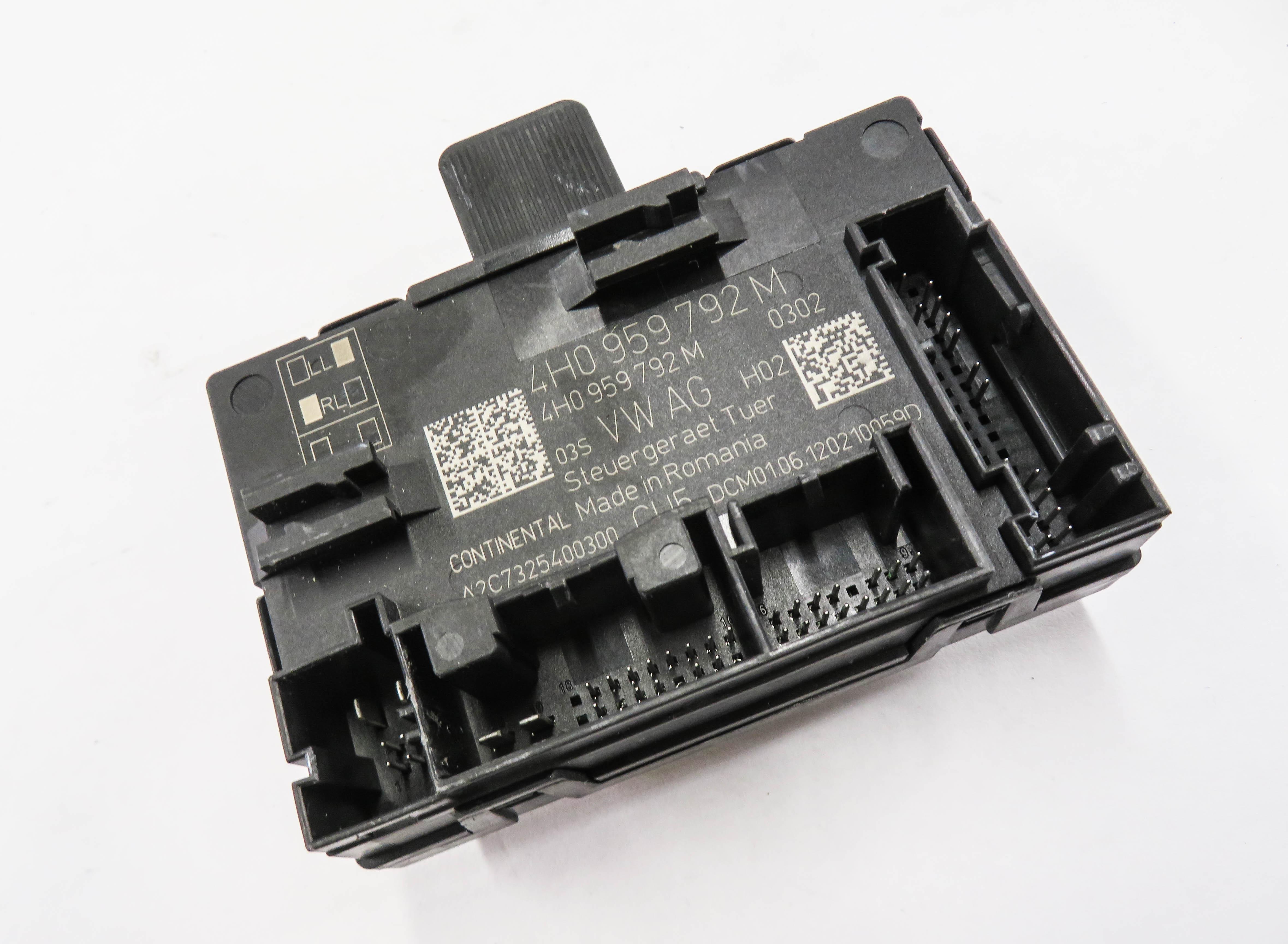 2013 PORSCHE CAYENNE (958) RIGHT FRONT PASSENGER DOOR CONTROL MODULE — exact item pictured