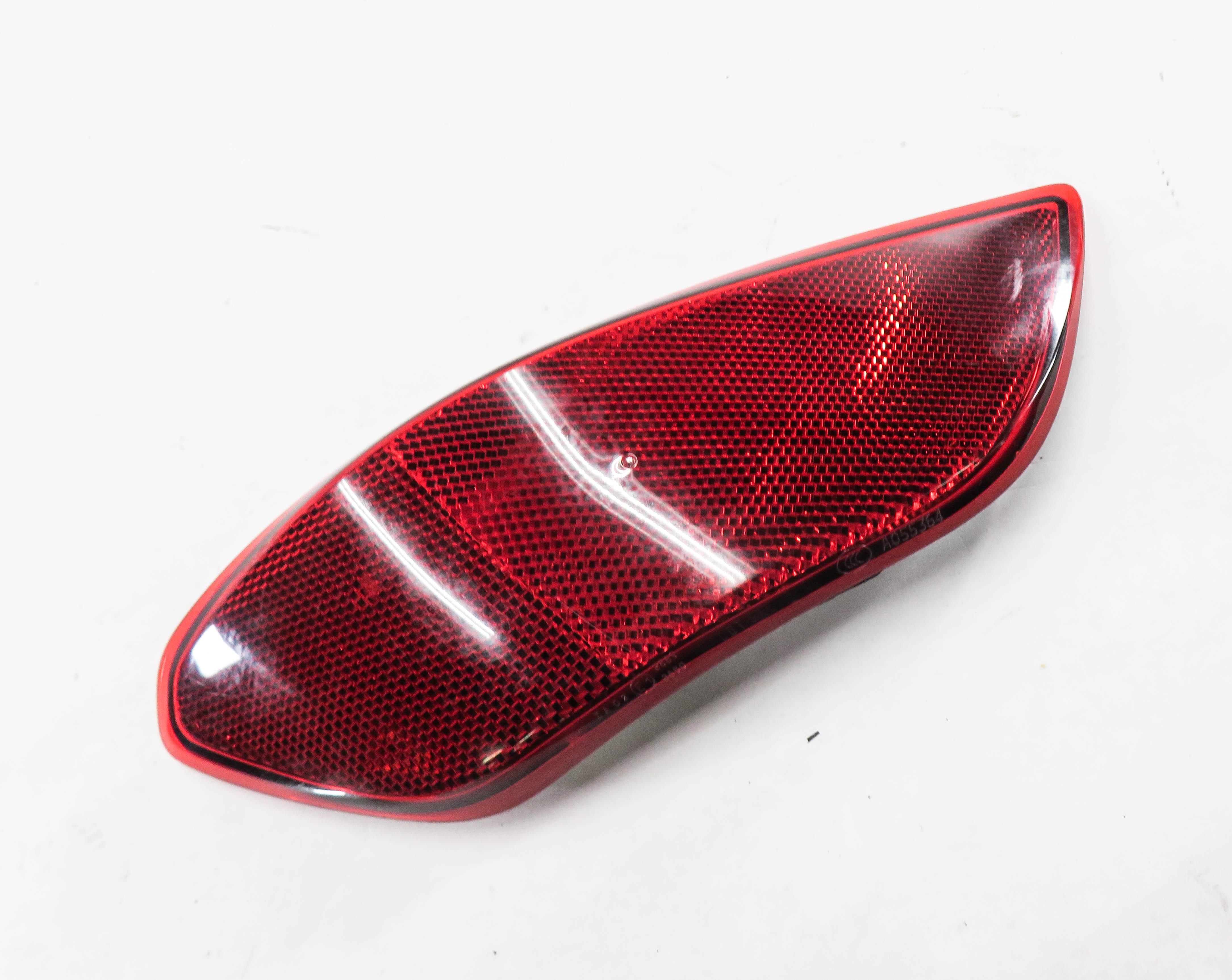 2013 PORSCHE CAYENNE (958) RIGHT PASSENGER REAR BUMPER REFLECTOR — exact item pictured